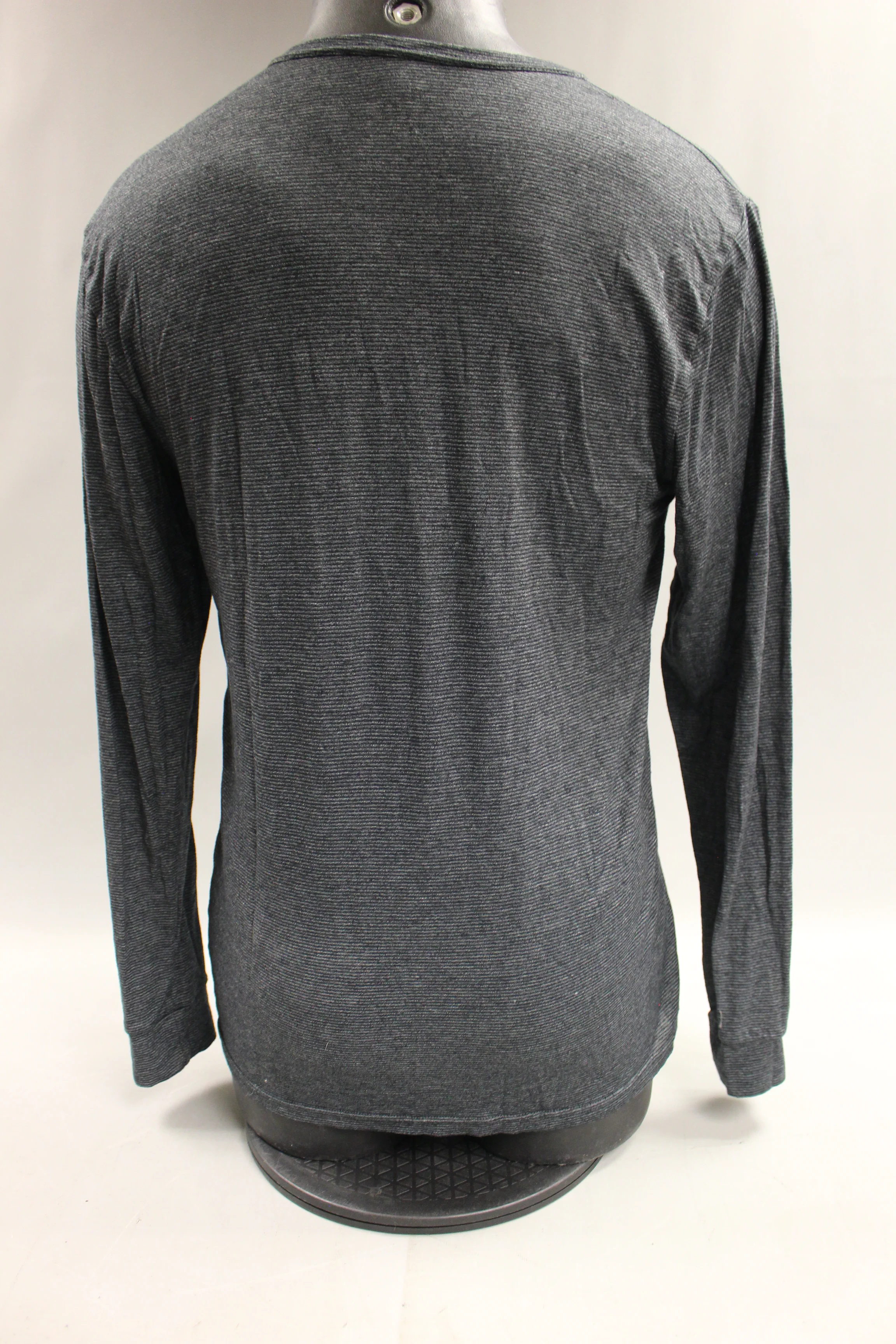 32 Degrees Men's Weatherproof Long Sleeve Crew Neck Tee - Medium - Used - Image 6