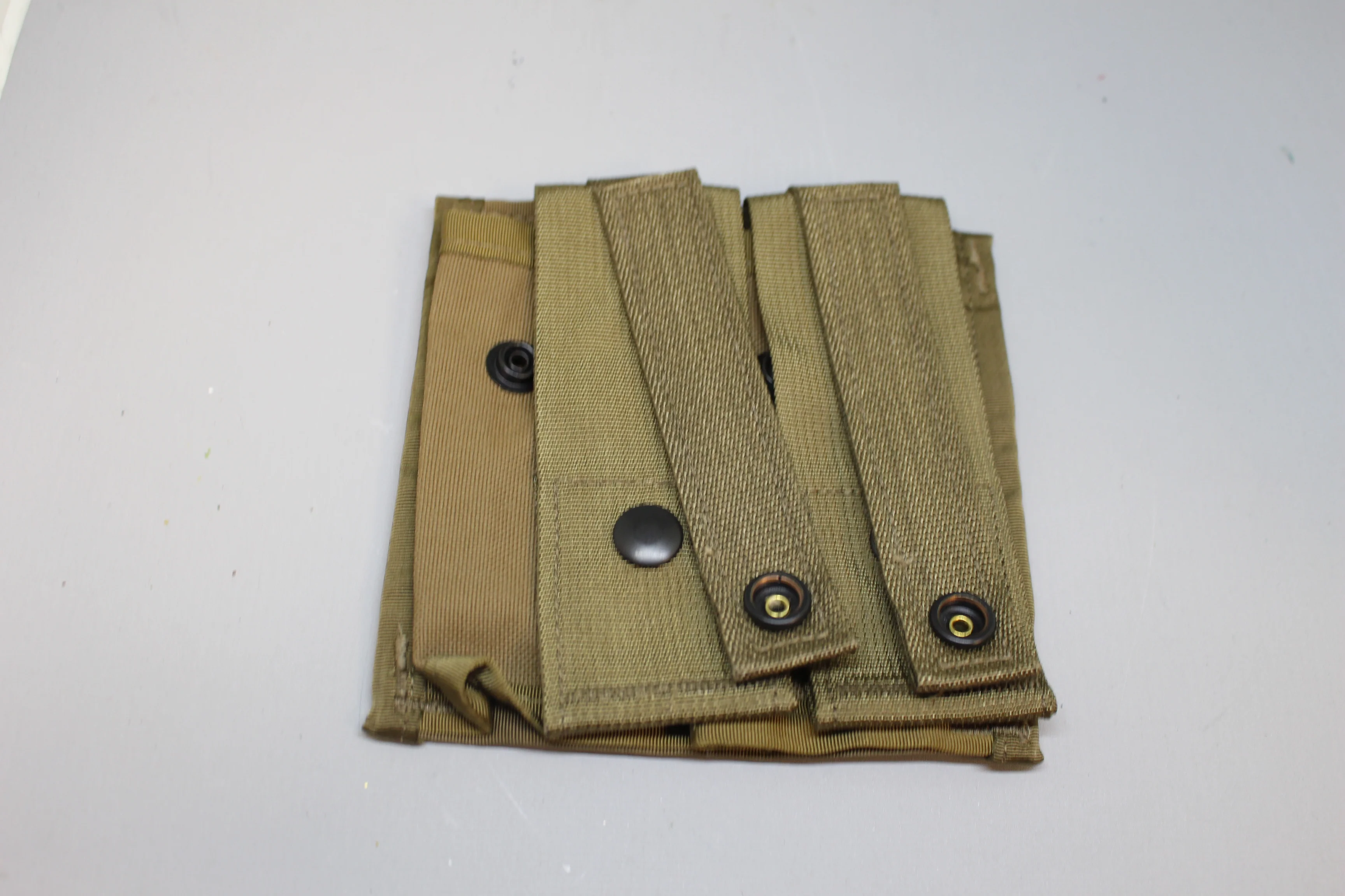 40 mm Double High Pyrotechnic Pouch - 8465-01-532-2393 - Coyote - New - Image 3