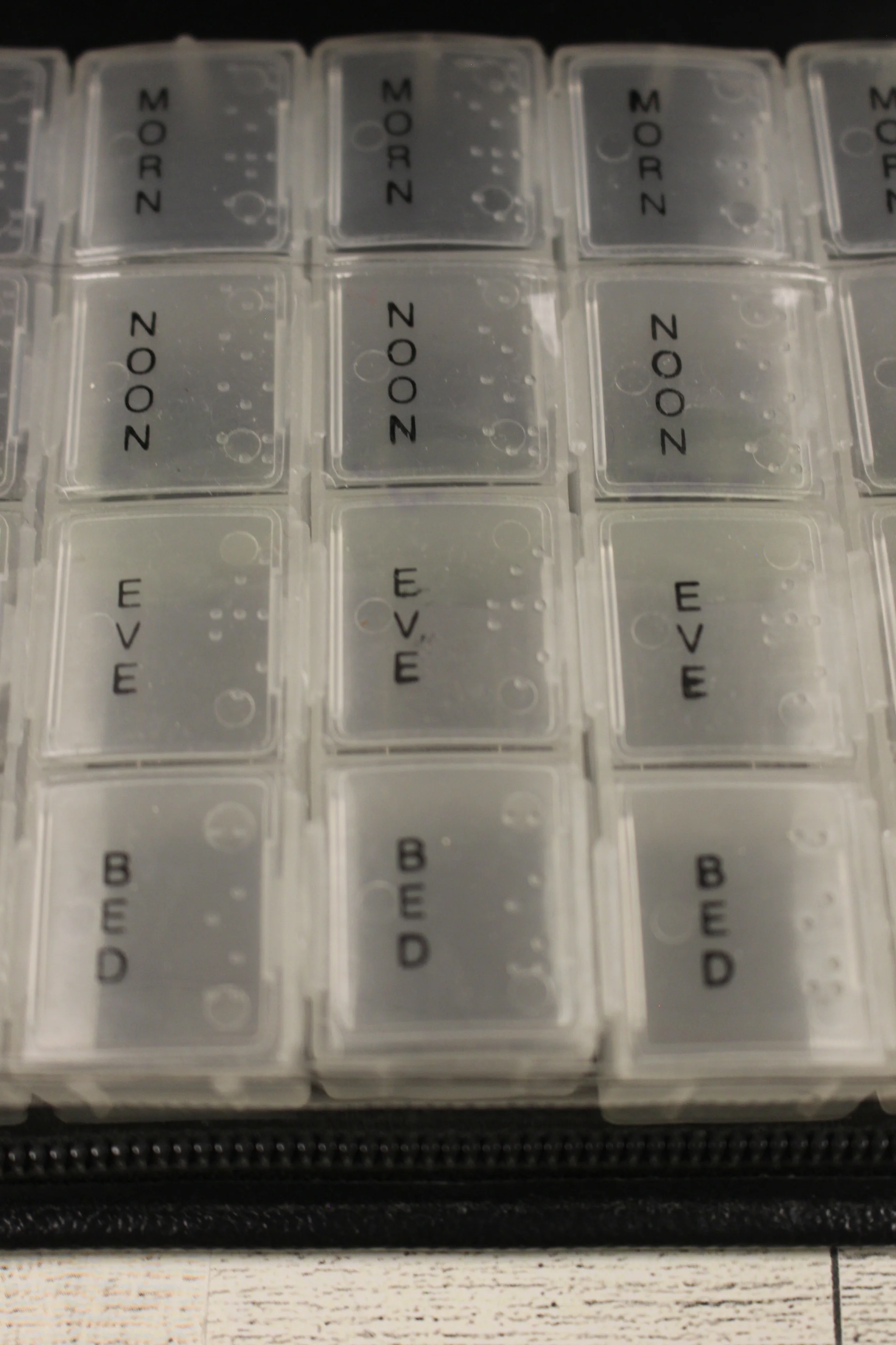 7 Day 4 Compartment Pill Case with Cover - Braille & English - Used - Image 10