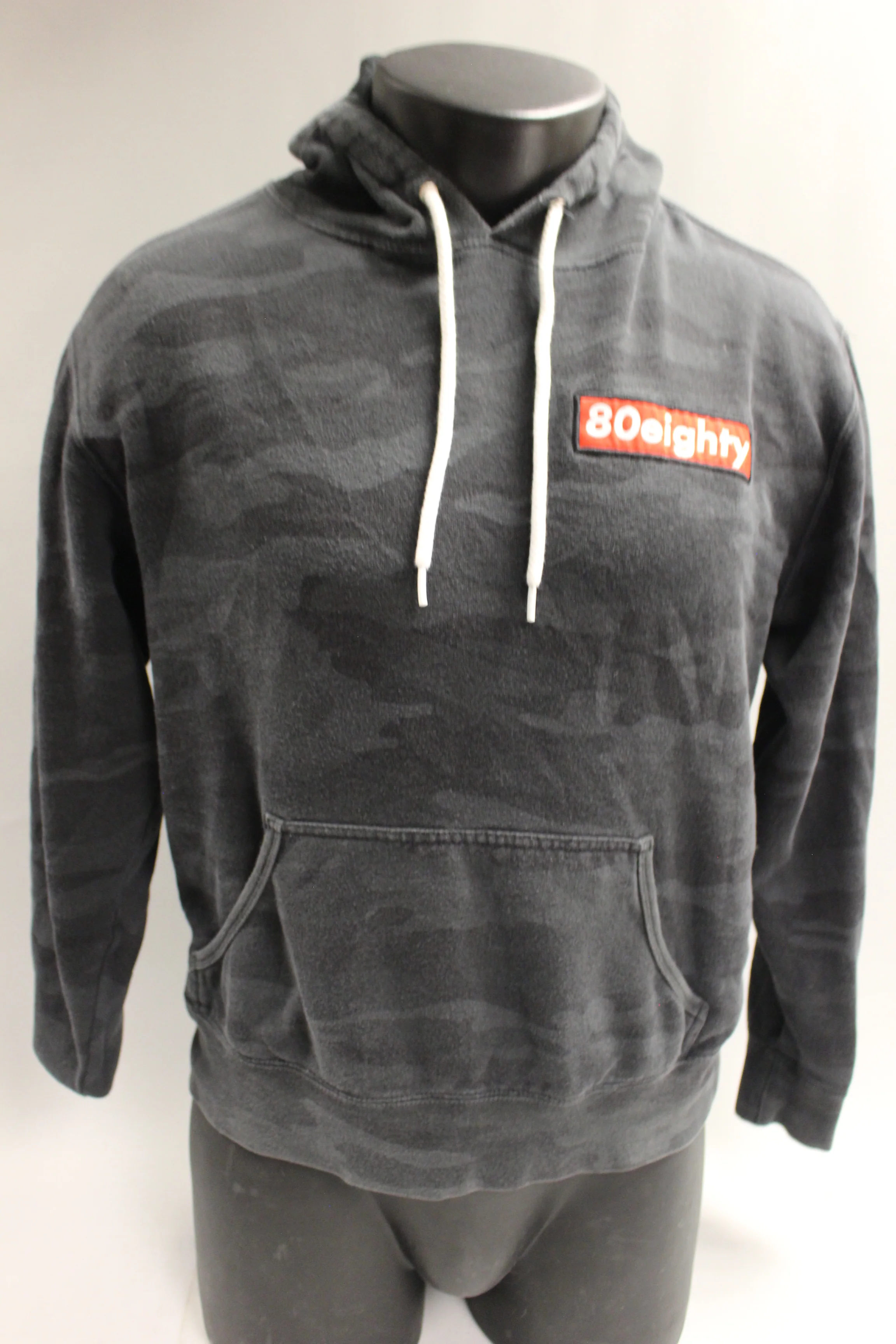 80Eighty Unisex Pull Over Hoodie -Camouflage -Medium -Used