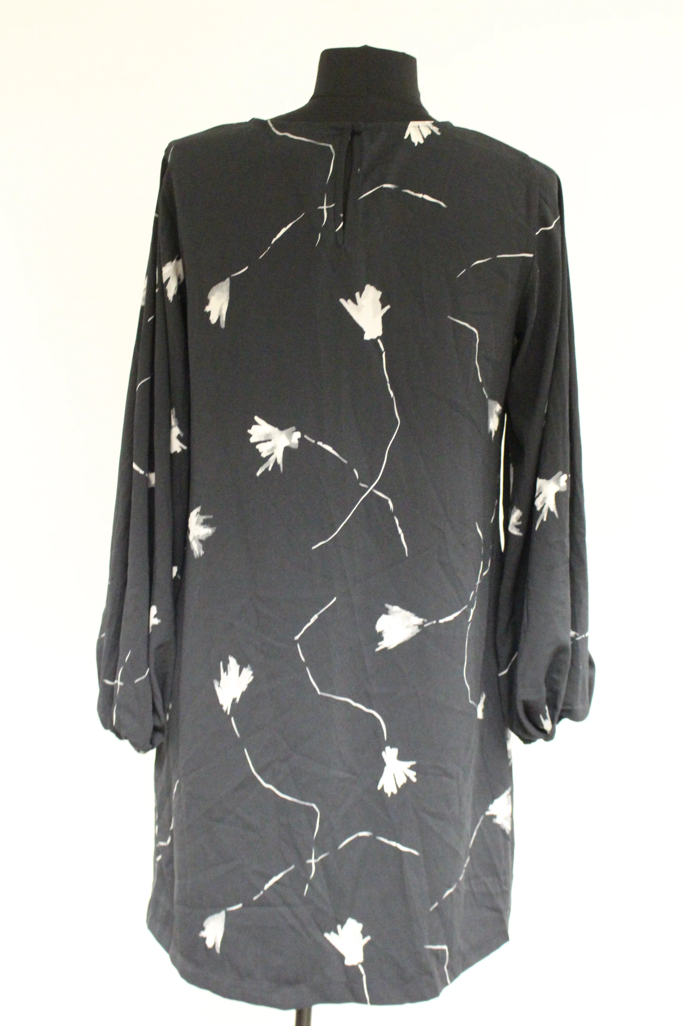 A New Day Ladies Dress, Size: Small, New! - Image 4