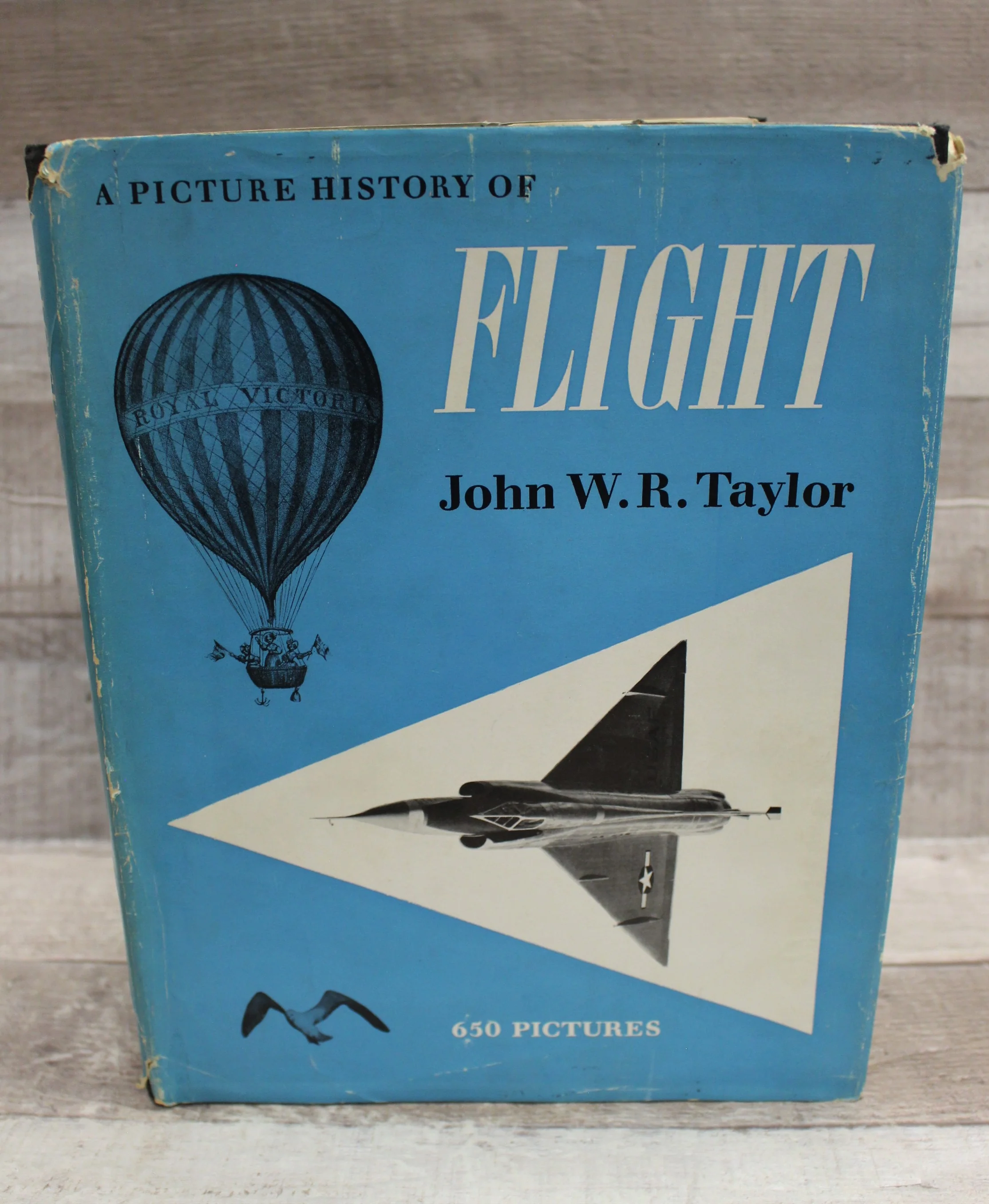 A Picture History of Flight - John W.R. Taylor - Used