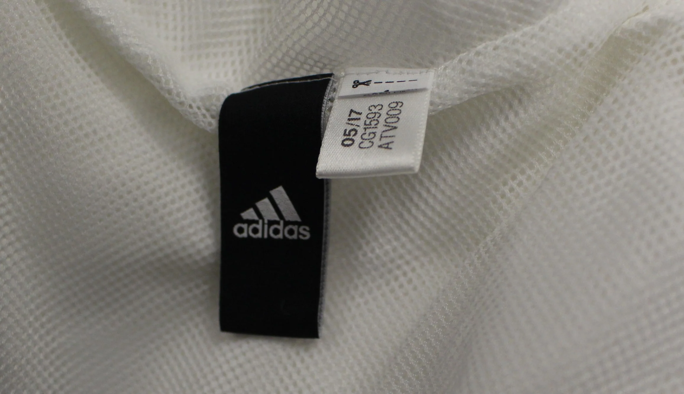 Adidas White/Grey Two Tone Hooded Windbreaker - Image 3