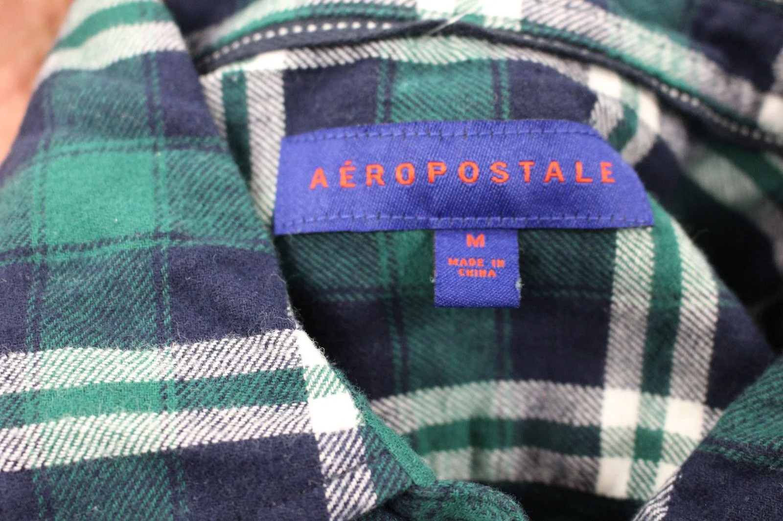 Aeropostale Mens Plaid Shirt, Medium, New! - Image 4