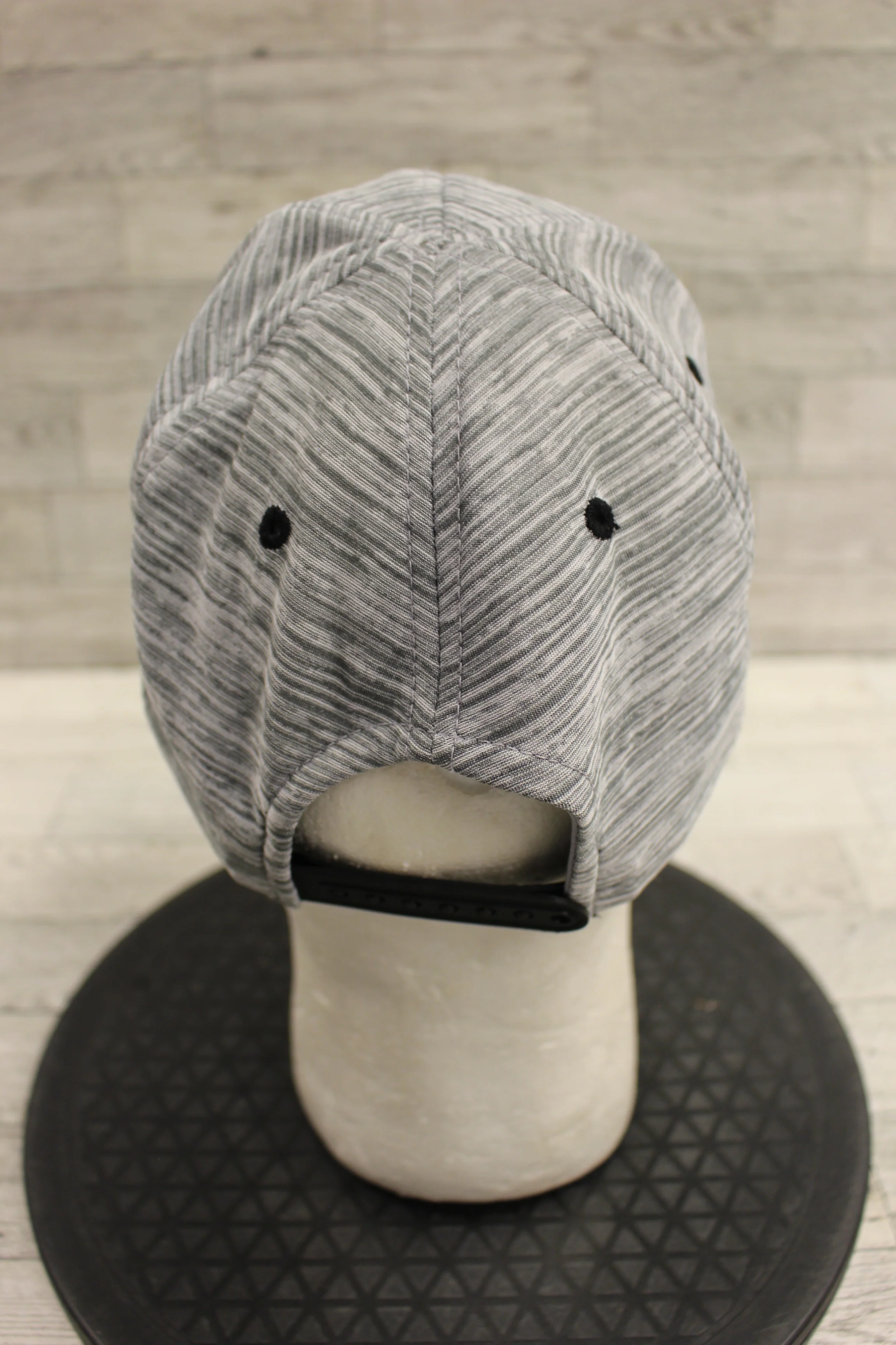 Ao1 Gray Baseball Cap - Adjustable - Used - Image 3
