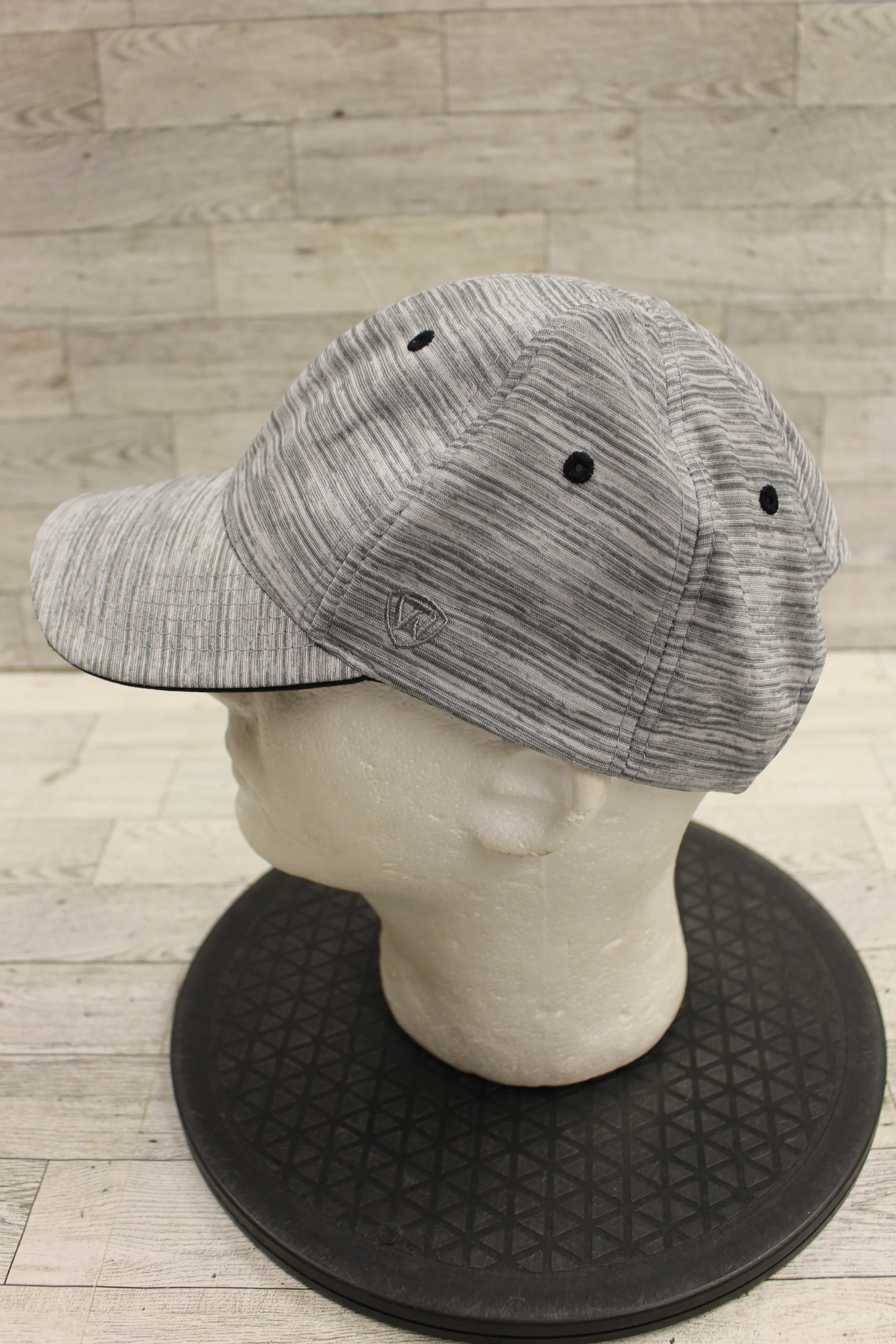 Ao1 Gray Baseball Cap - Adjustable - Used - Image 7