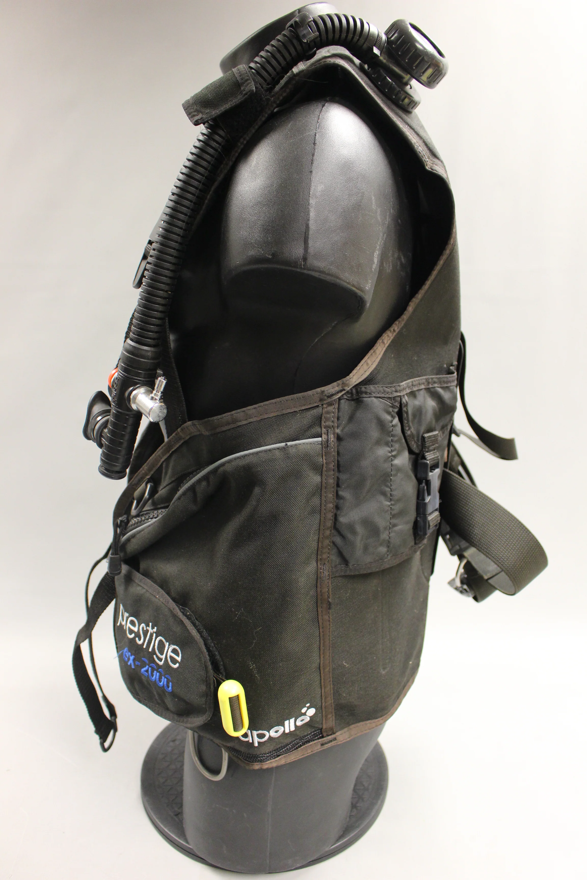 Apollo Prestige 2000 BCD Scuba Vest - Size Large - Used - Image 2