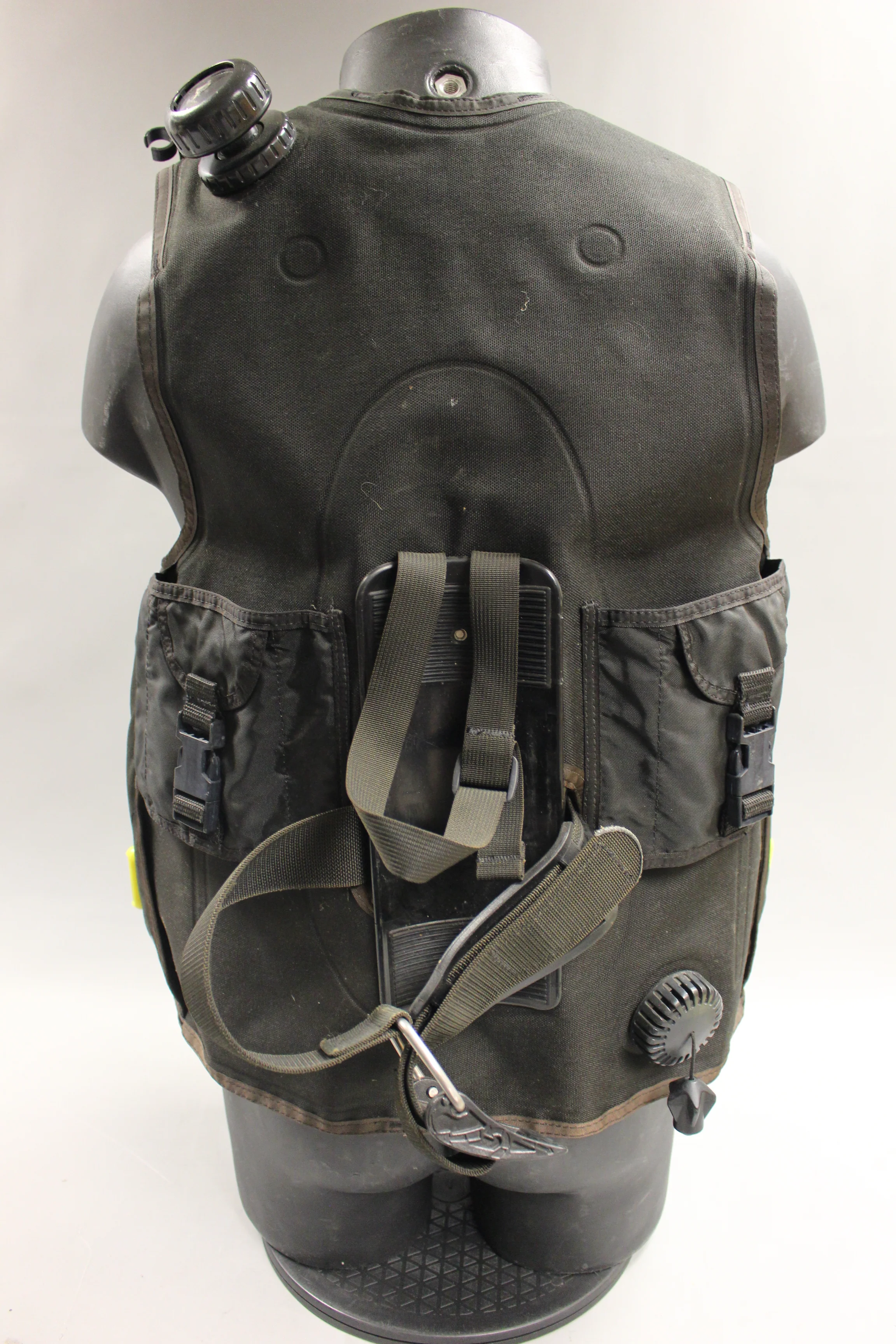 Apollo Prestige 2000 BCD Scuba Vest - Size Large - Used - Image 4