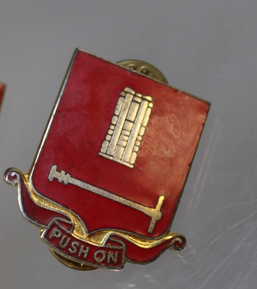 Army 136th Field Artillery Pin - Push On - Used