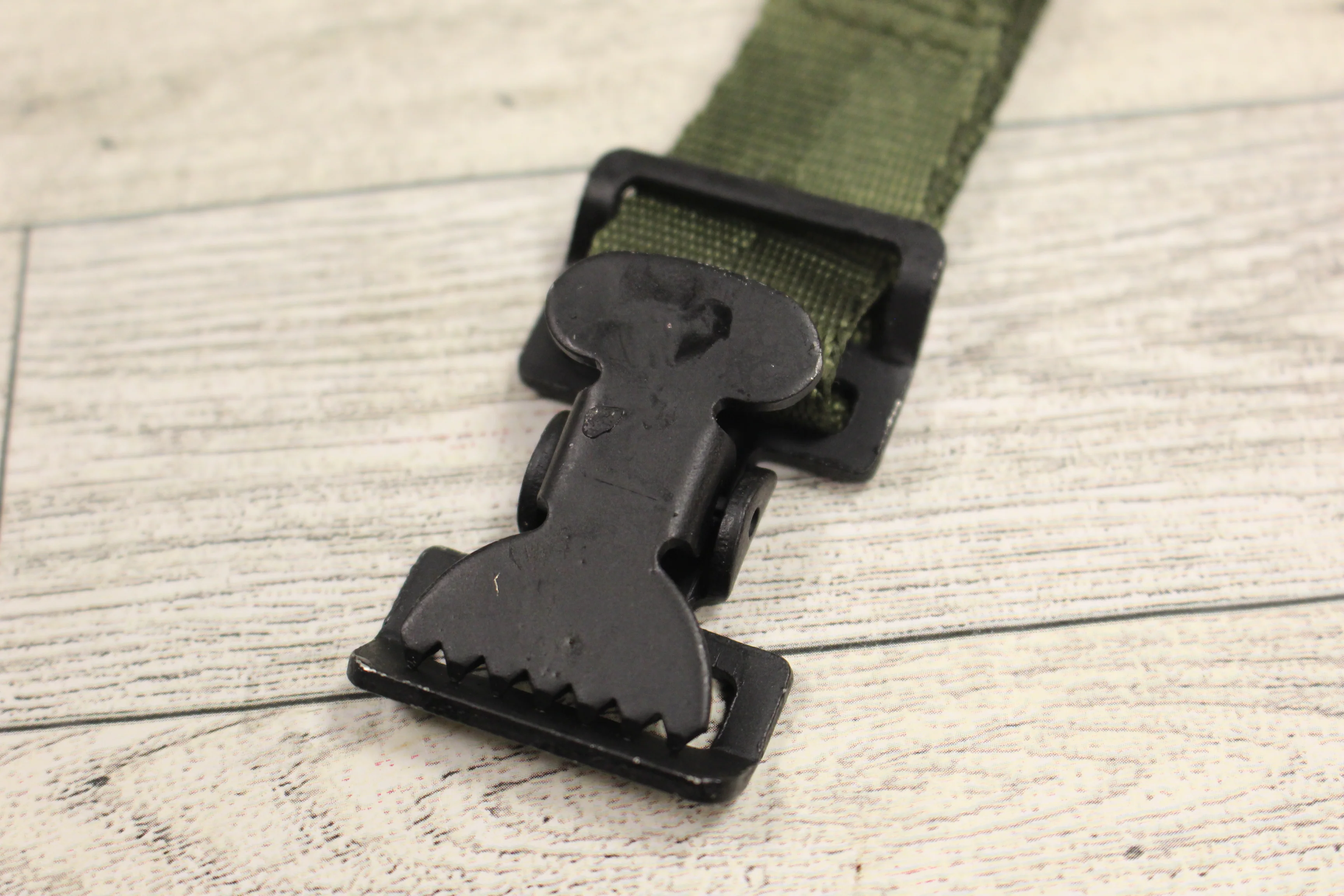 Army Nylon Strap Webbing Carrier with Alligator Metal Buckle - 4" - New - Image 2
