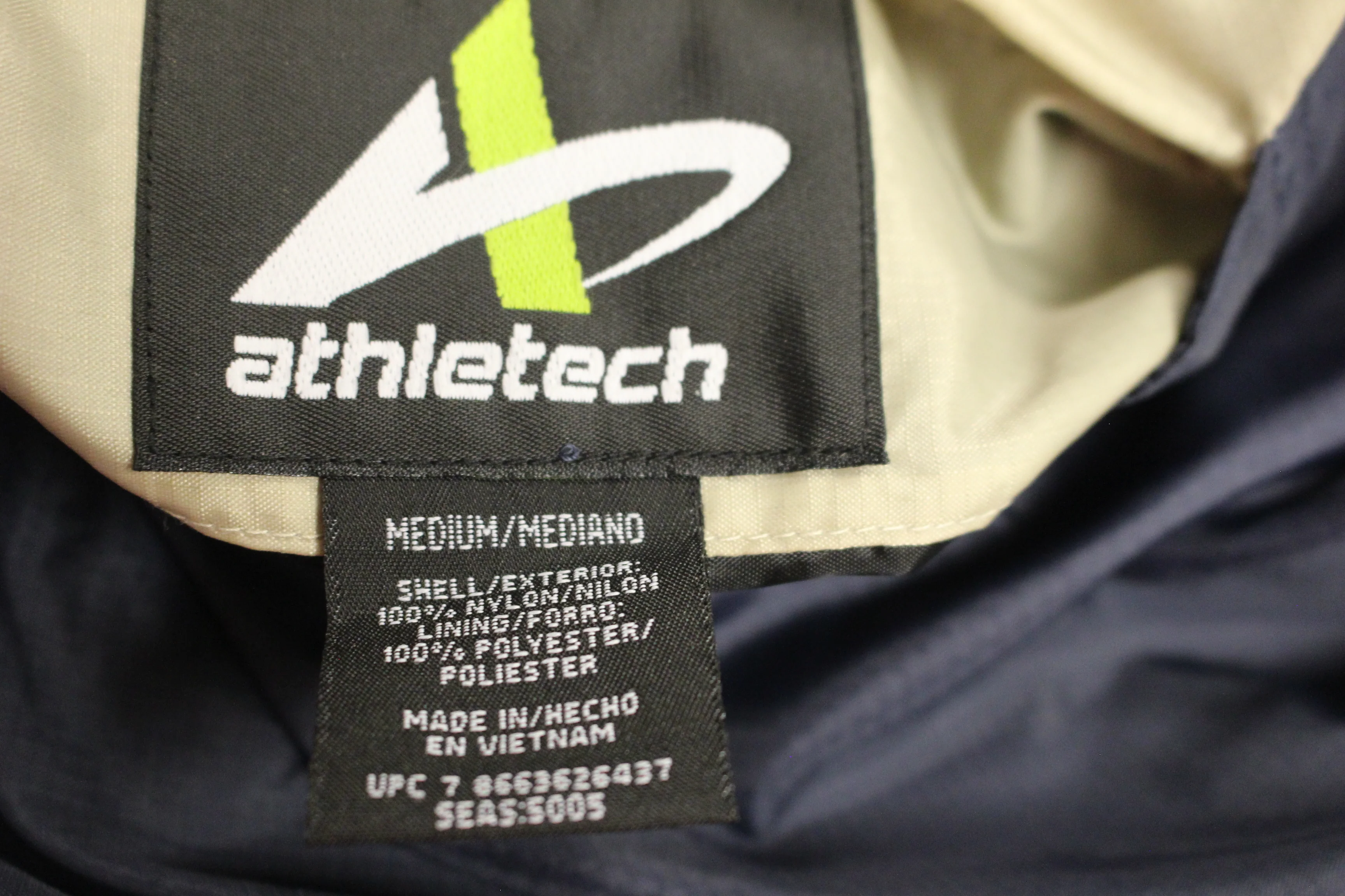 Athletech Men's Zip Up Jacket - Used - Image 8