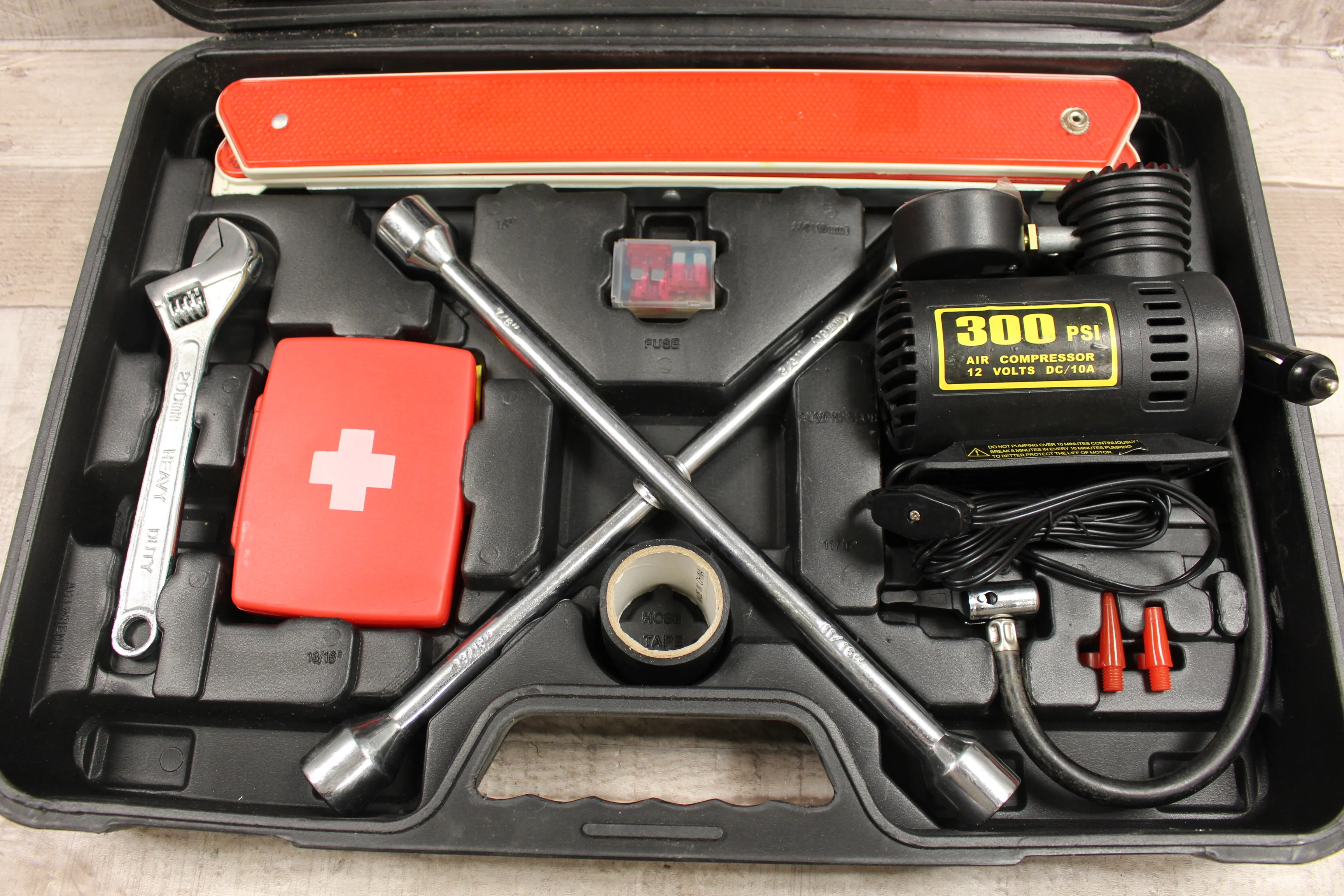 Auto Emergency Tool Set -Used, See Description - Image 2