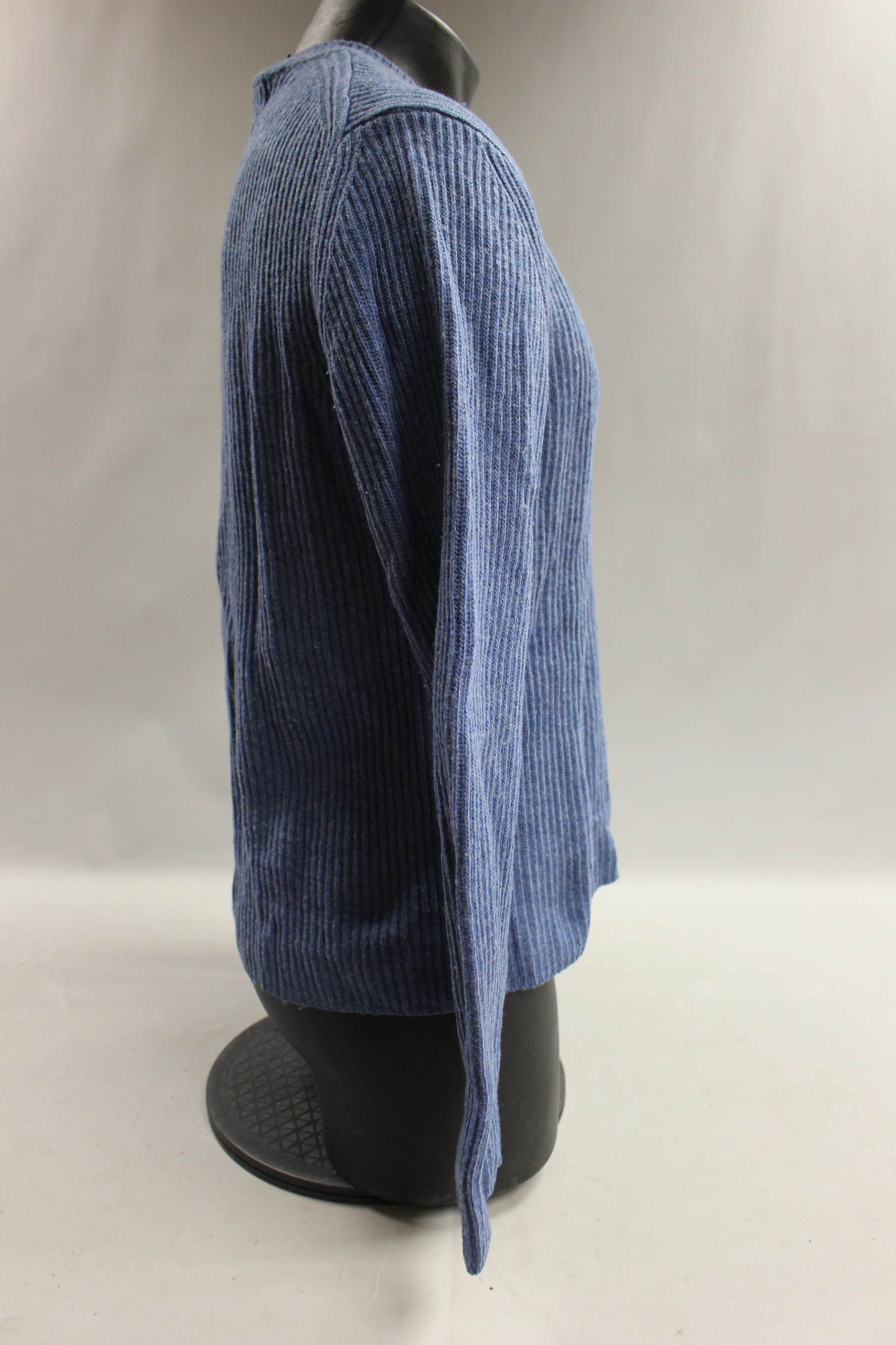 Banana Republic Blue Women's Sweater - Size Medium - Used - Image 2