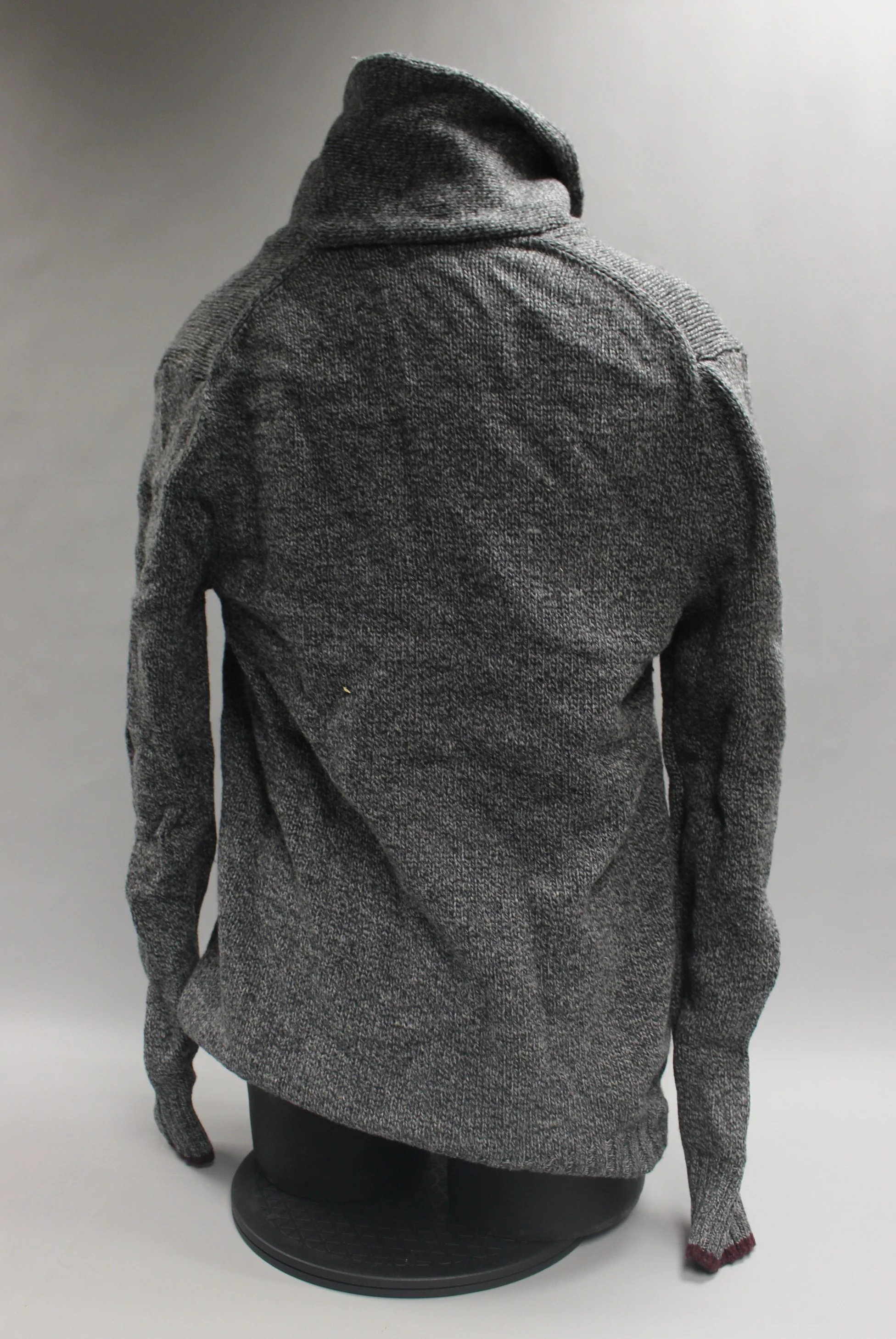 Banana Republic Gray Women's Sweater Size Medium - Image 2