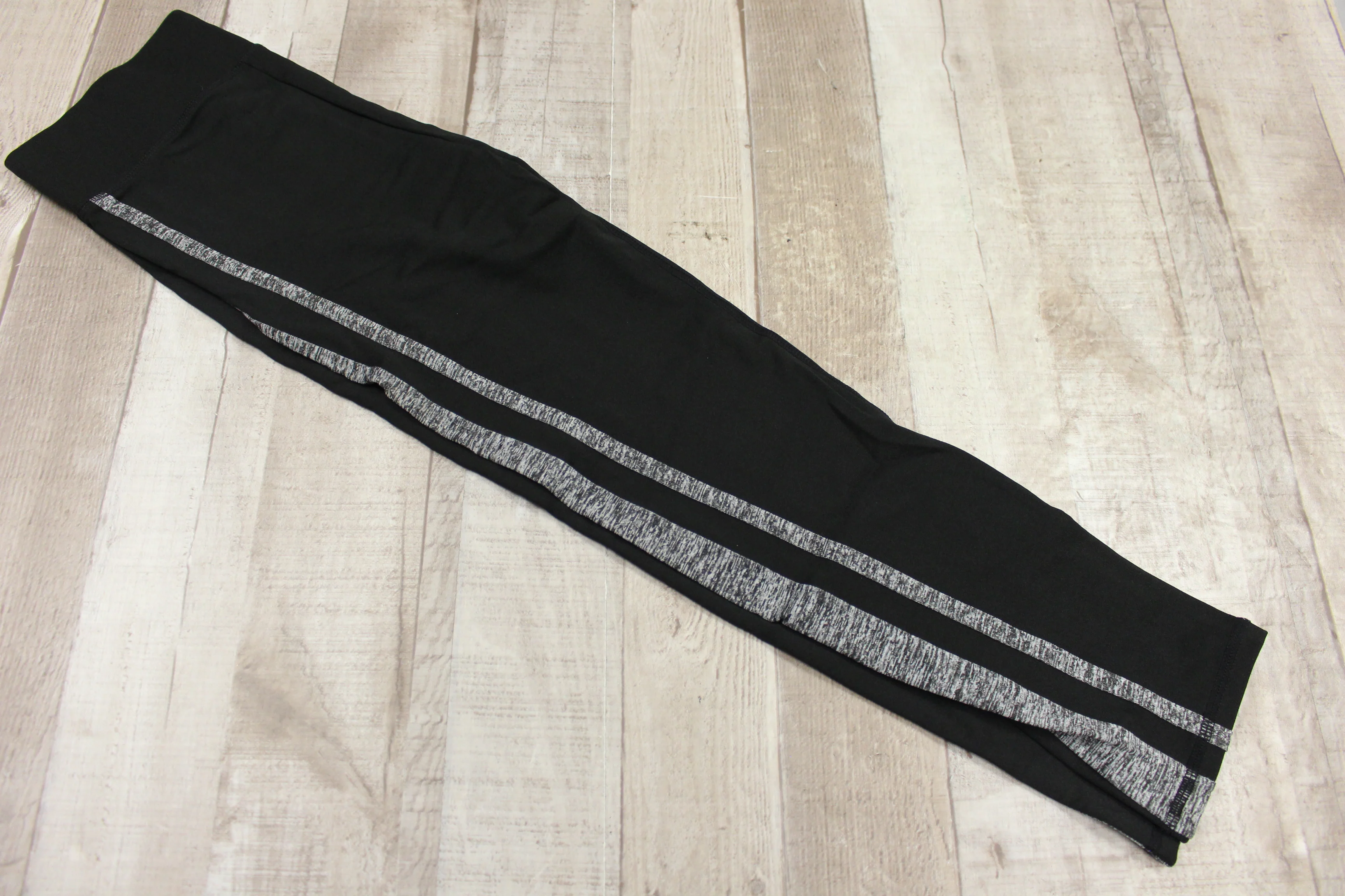 Belleziva Leggings & Bra Workout Set - Yoga, Exercise, Fitness - Size: Small - New - Image 5