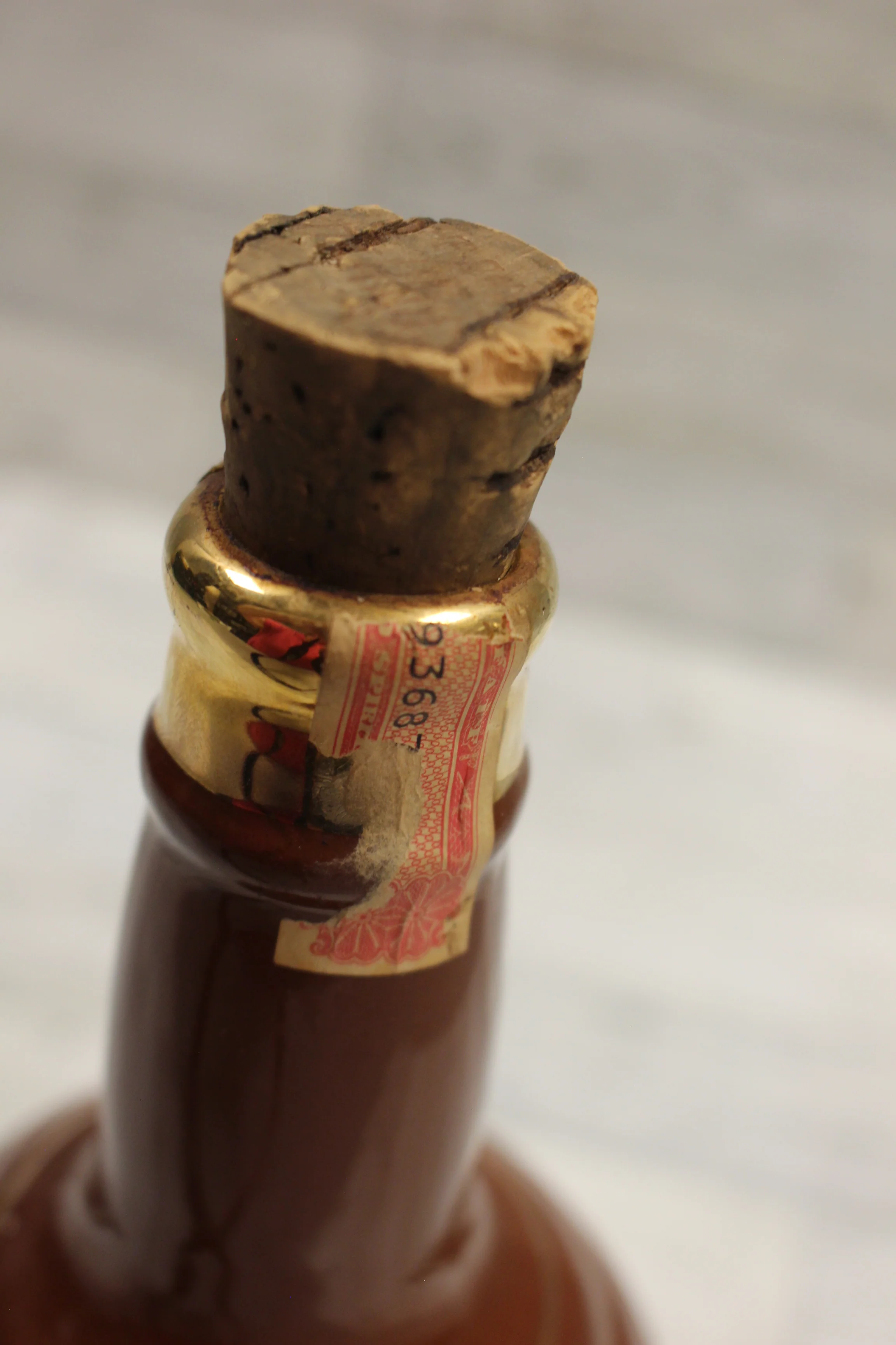 Bell's Blended Scotch Whisky Bottle/Decanter - Empty - Used - Image 3