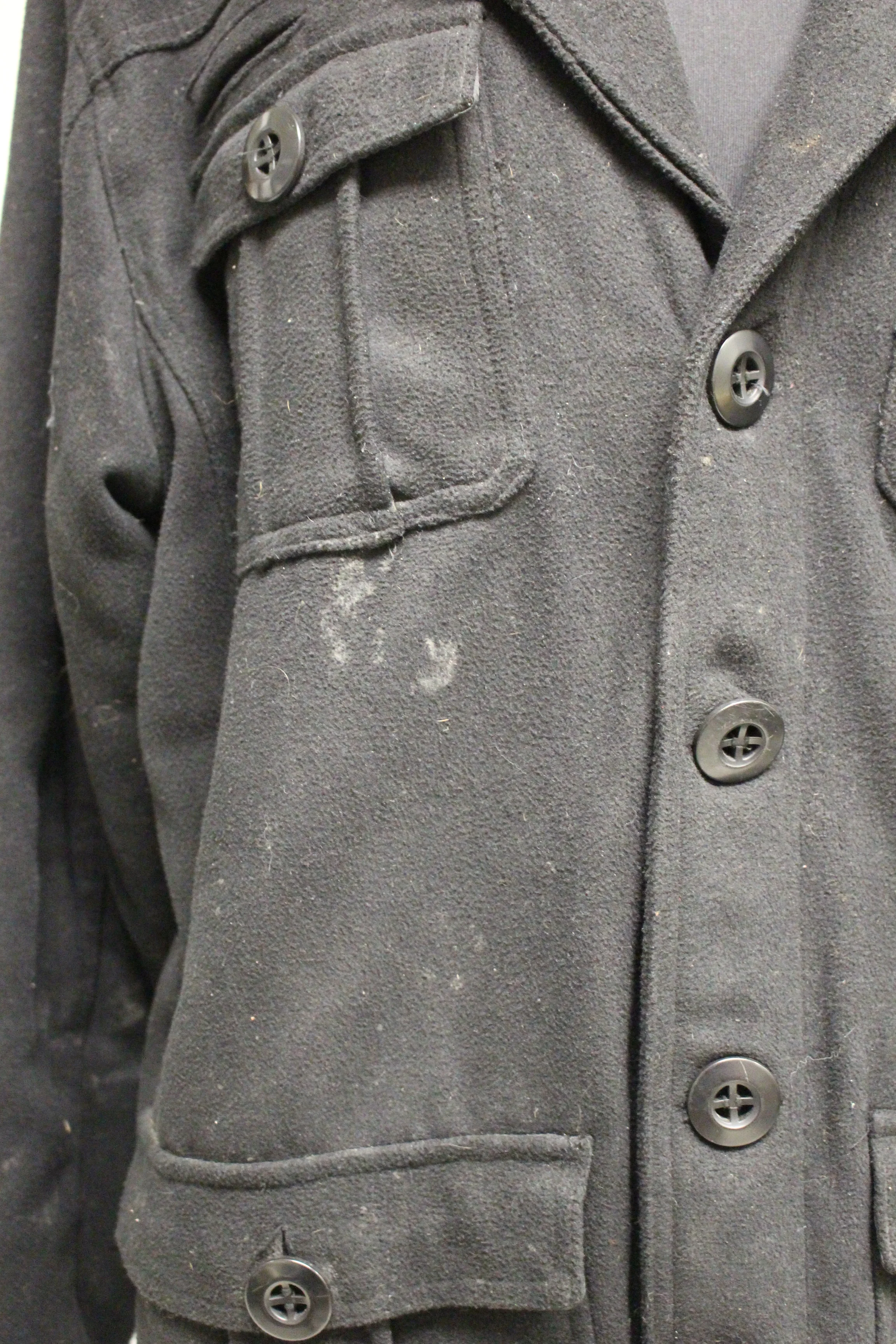 BKE 67 Black Lined Button Up Coat. Medium - Image 5