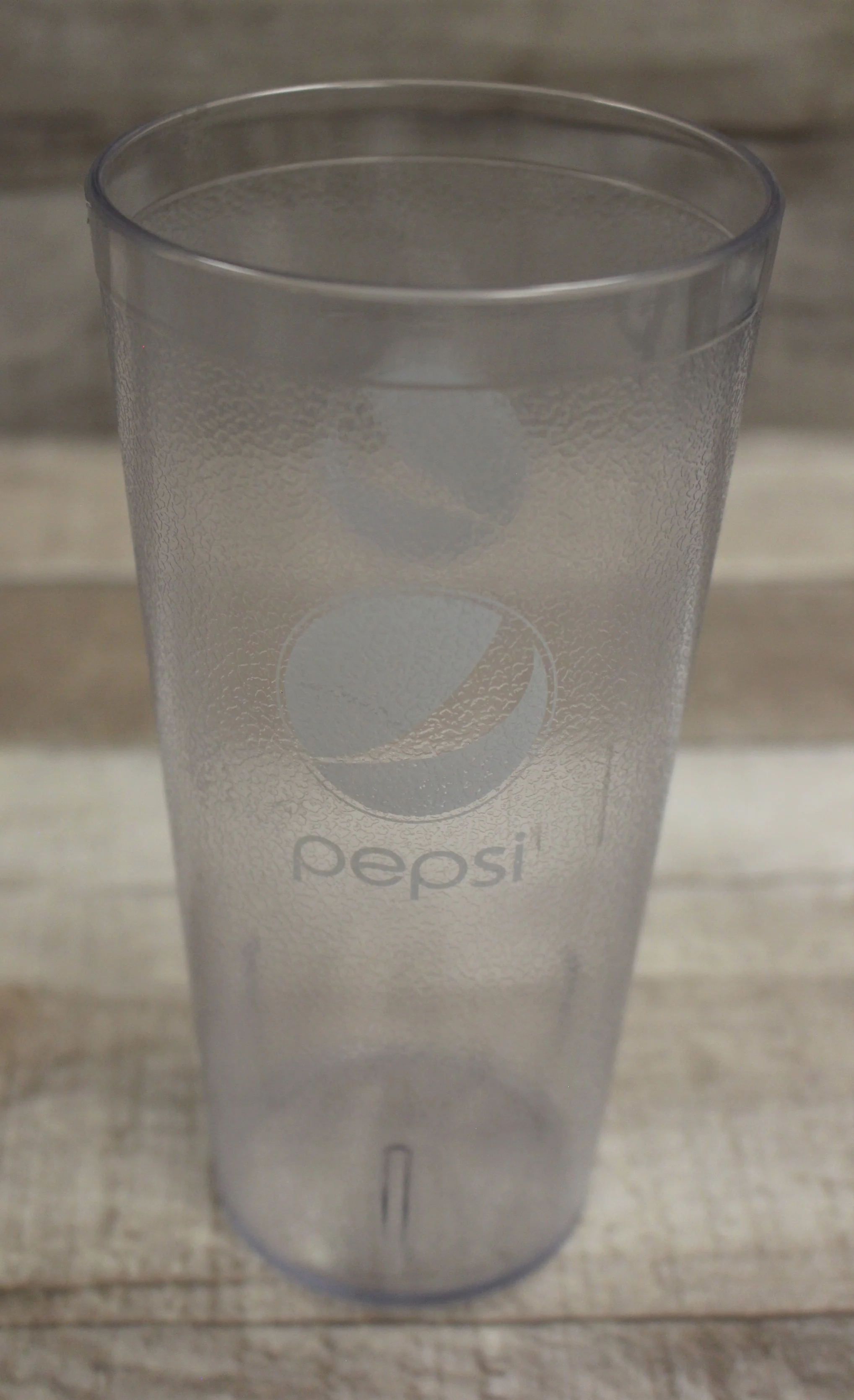 Carlisle #5224 Stackable Restaurant Pepsi Soda Cup Tumbler - Clear - Used - Image 2