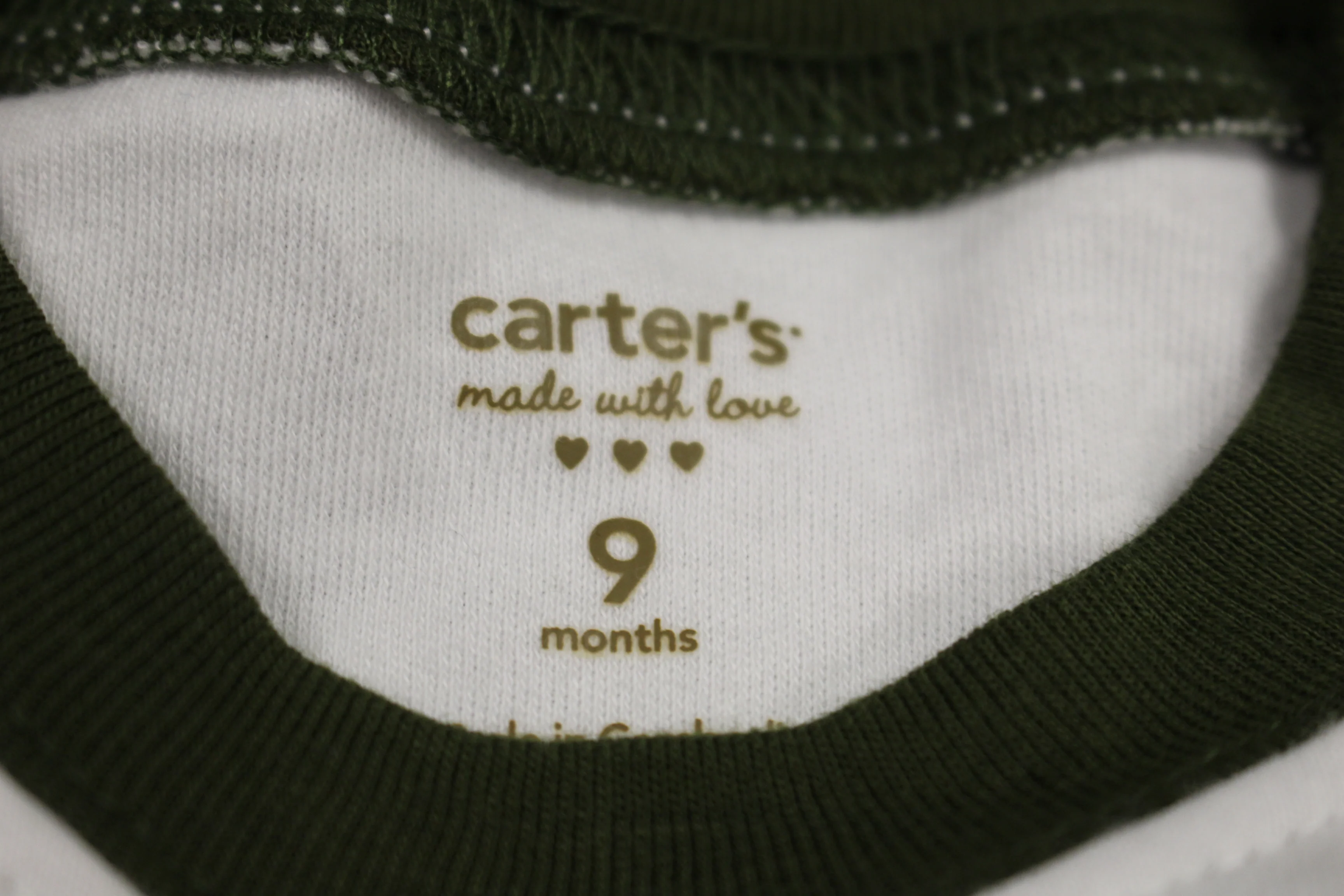 Carter's Mommy's Major Hunk Two Piece Onesie & Camo Pant Set, 9 Months, New - Image 3