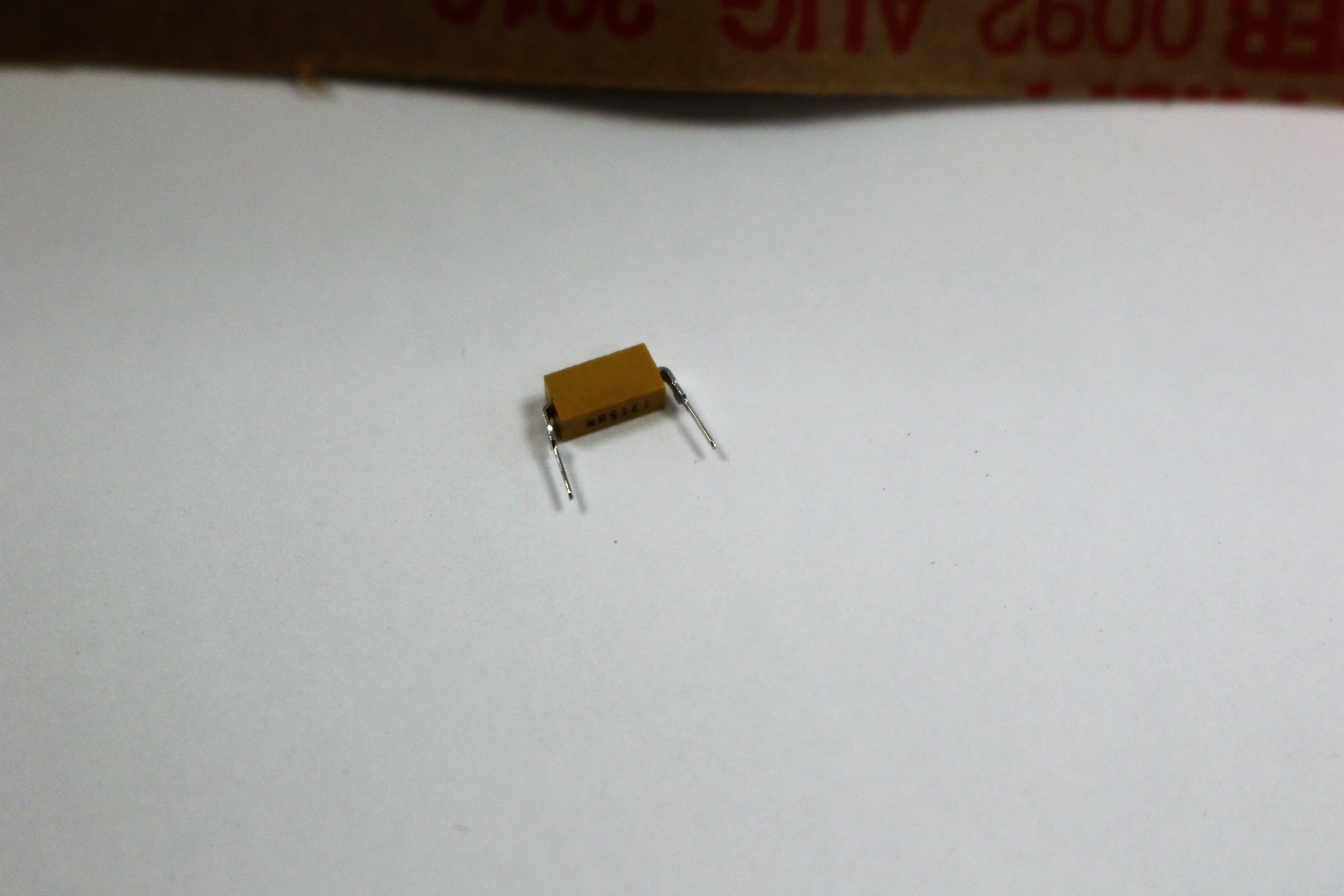 Ceramic Dielectric Fixed Capacitor, 5910-01-436-0402, M39014/22-0353, New - Image 2