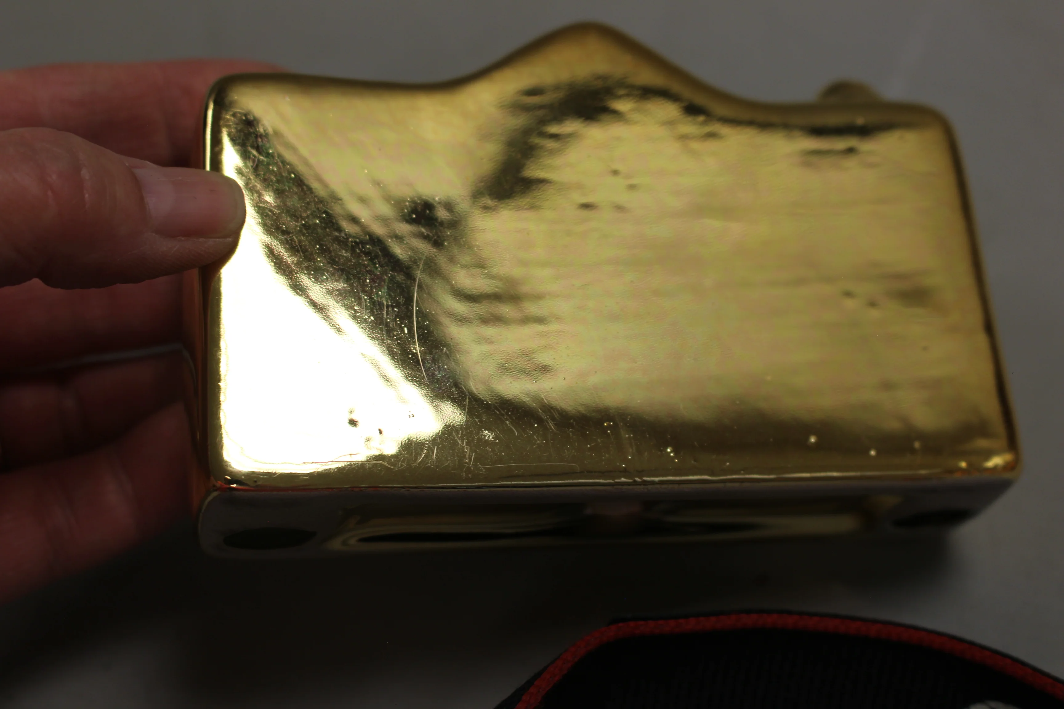 Ceramic Gold Camera for Home Decor - Used - Image 4