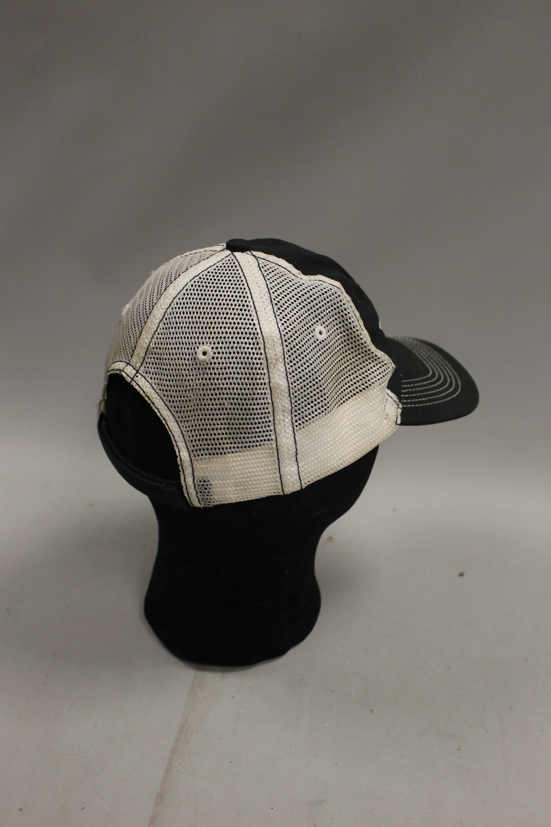 City Barbecue Baseball Cap - Adjustable - Mesh - Used - Image 5
