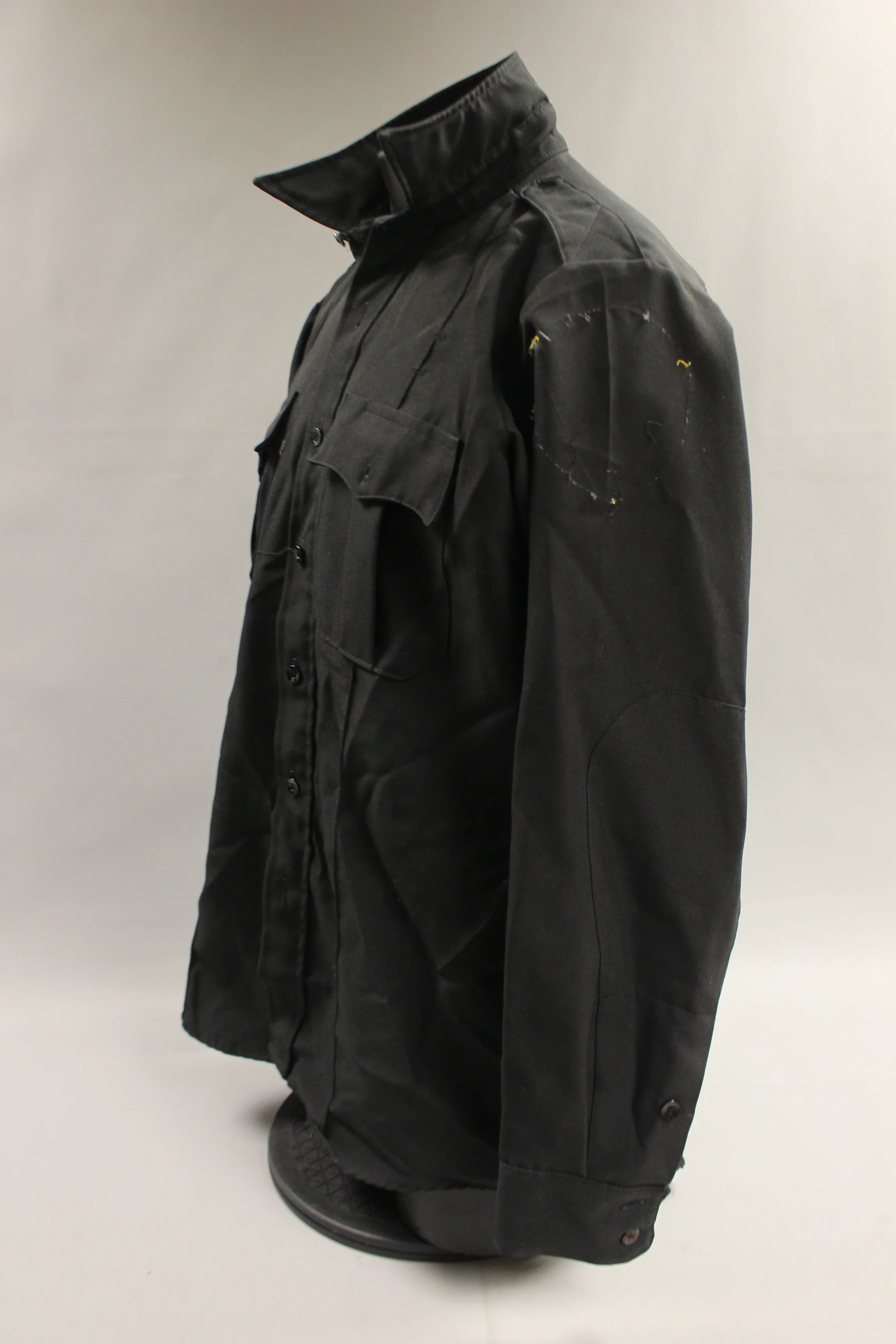 Clifton Men's Uniform Work Shirt - Size: 16 x 34 - Used - Image 4