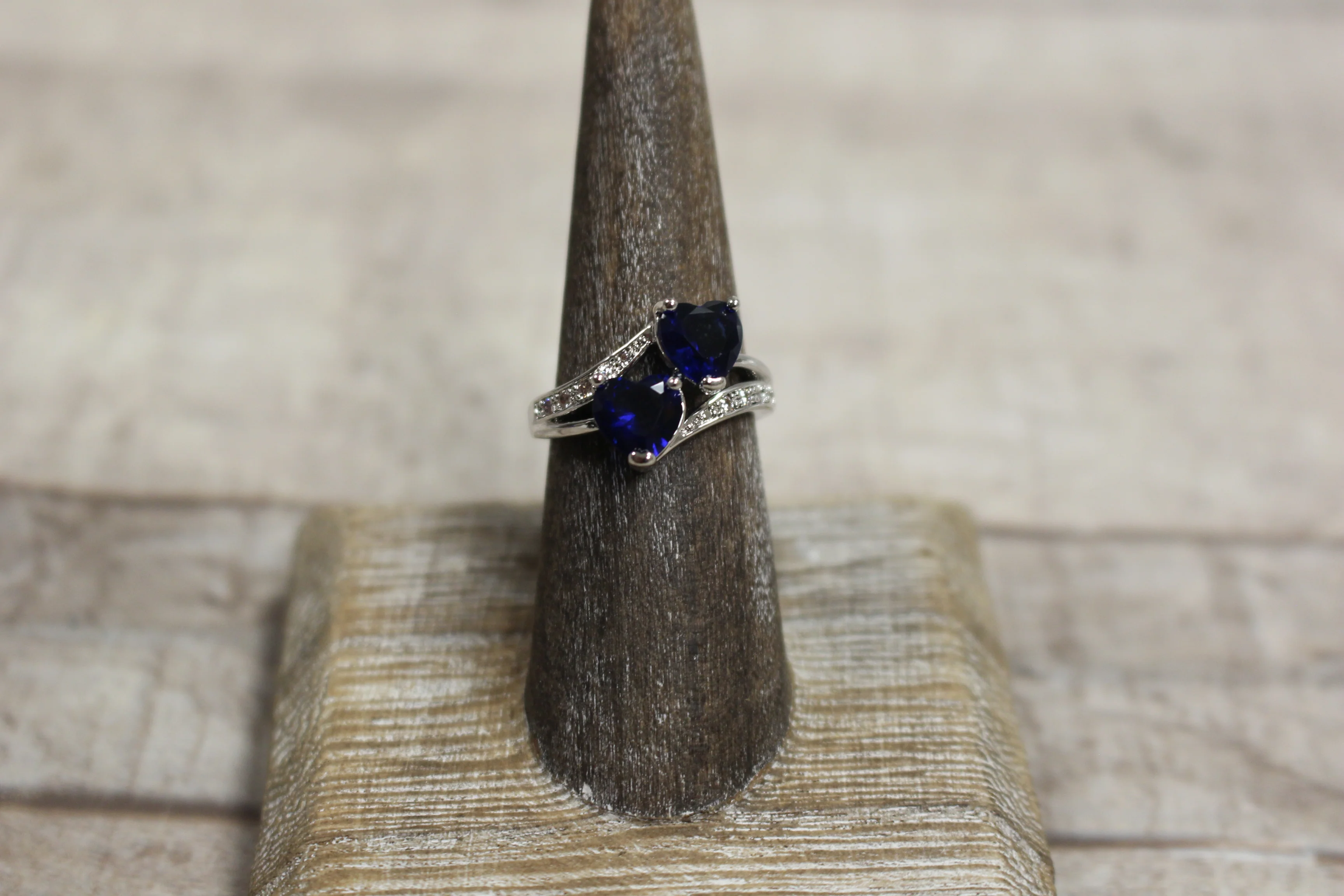 Costume Fashion Jewelry Sparkly Men's Women's Rings -Size: 6.5 & 8.5 -New - Image 3