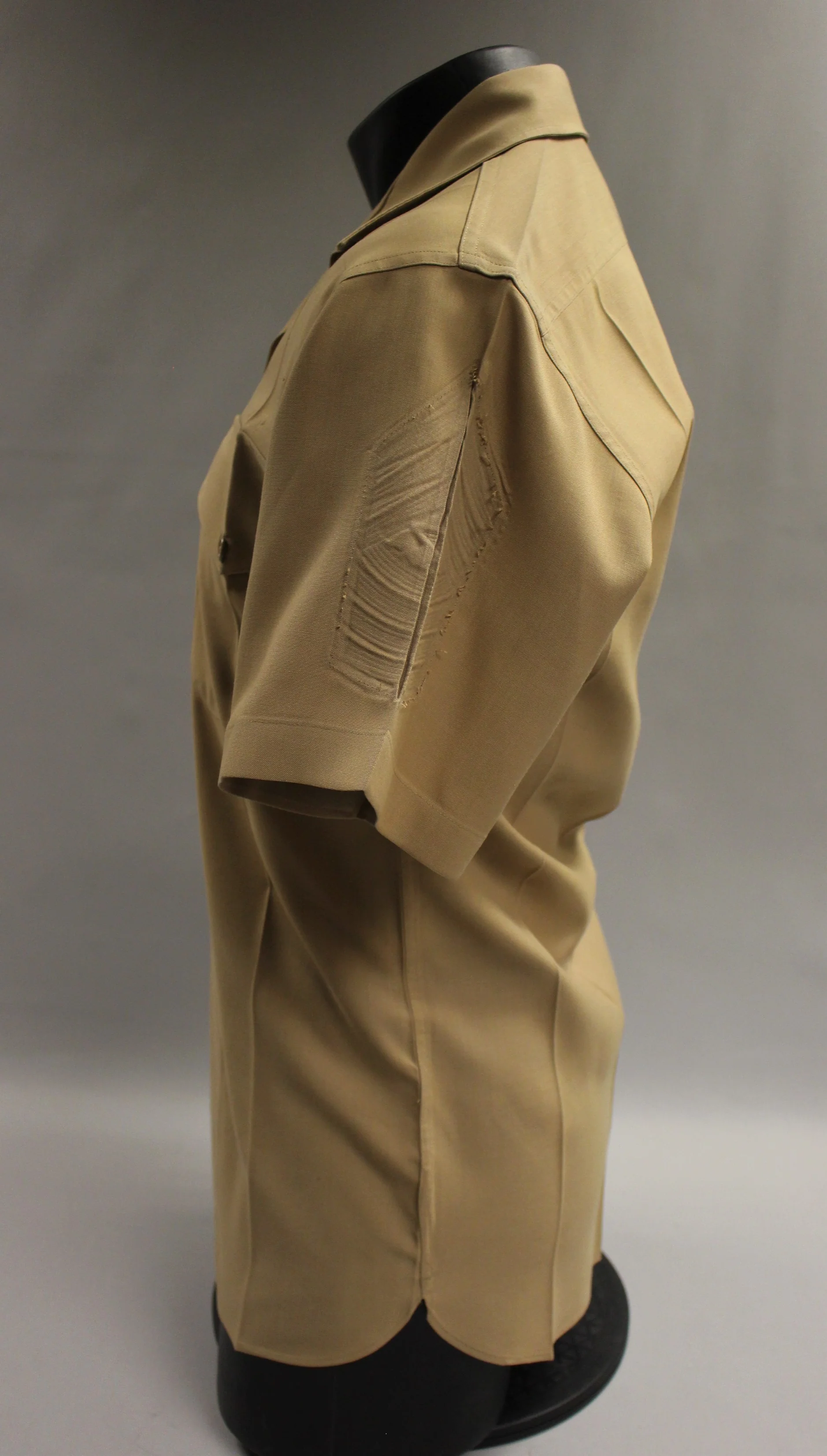 Creighton Marine Khaki Short Sleeve Button Up Shirt - Large (16-16.5) - Used - Image 3
