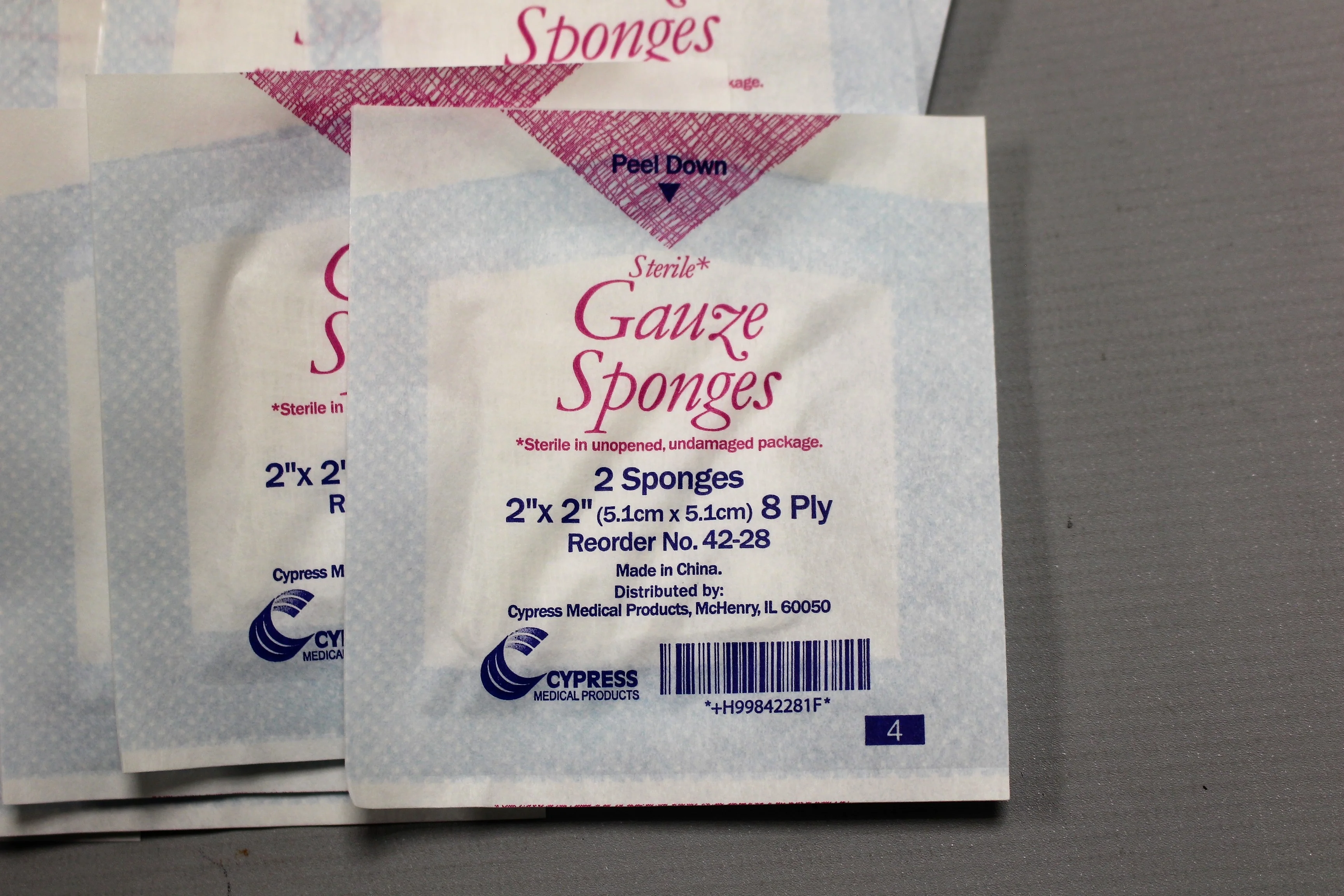 Cypress 40-28 Sterile Gauze Sponges - Pack of 40 - 2In x 2In - 8 Ply - New - Image 2