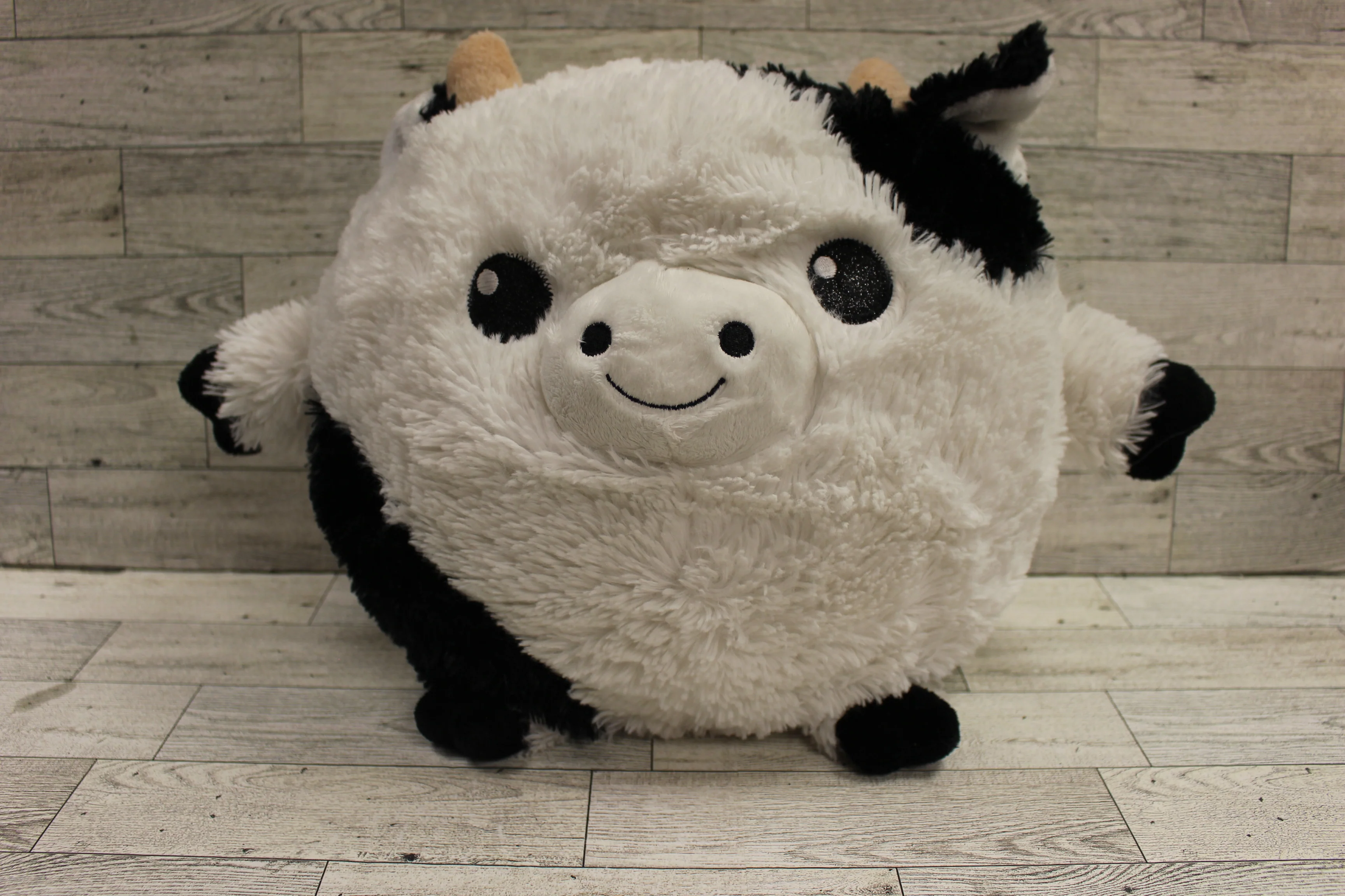 DanDee Collector's Choice Cow Plush - Used