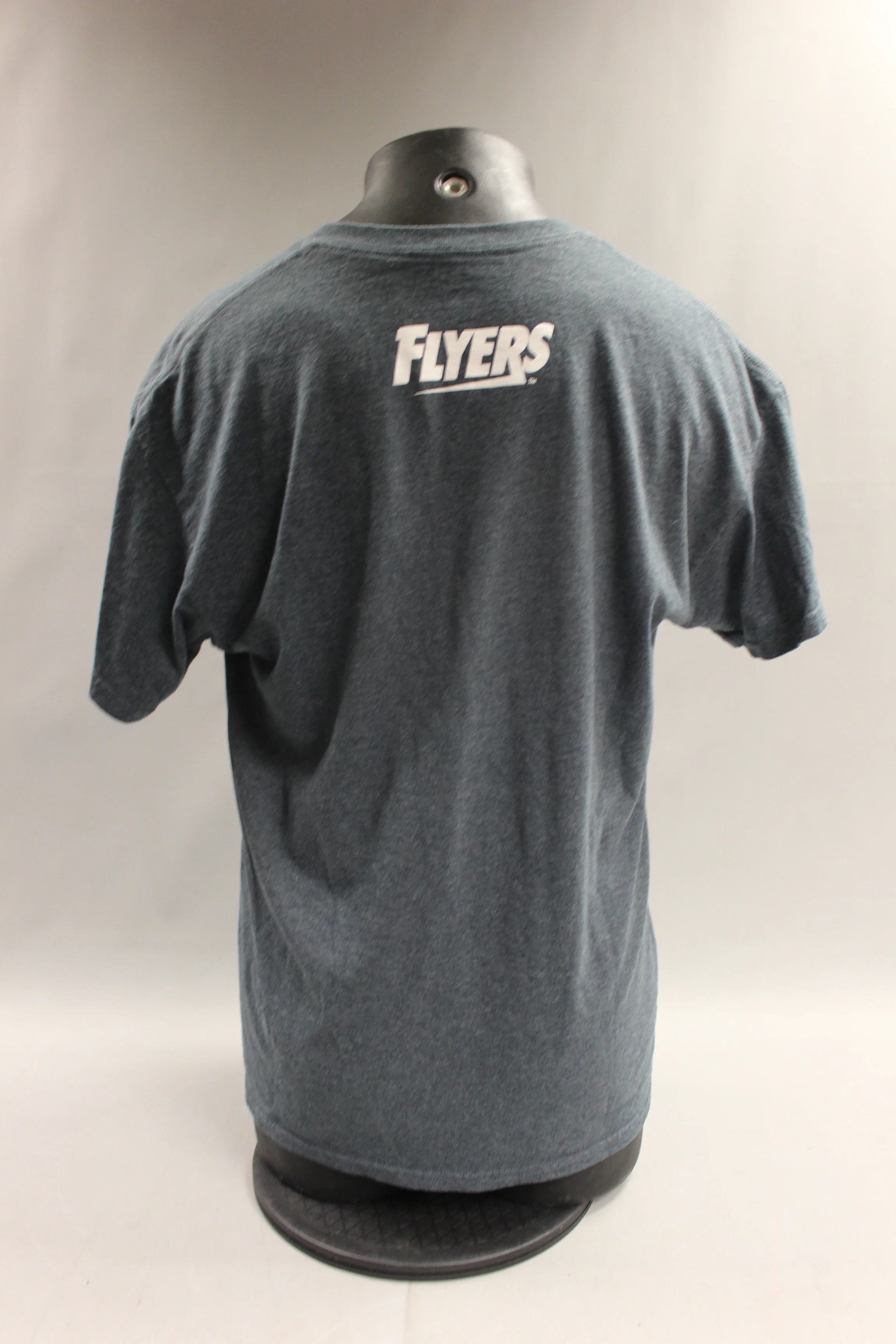 Dayton Flyers Volleyball T-Shirt - Large - Gray - Used - Image 2