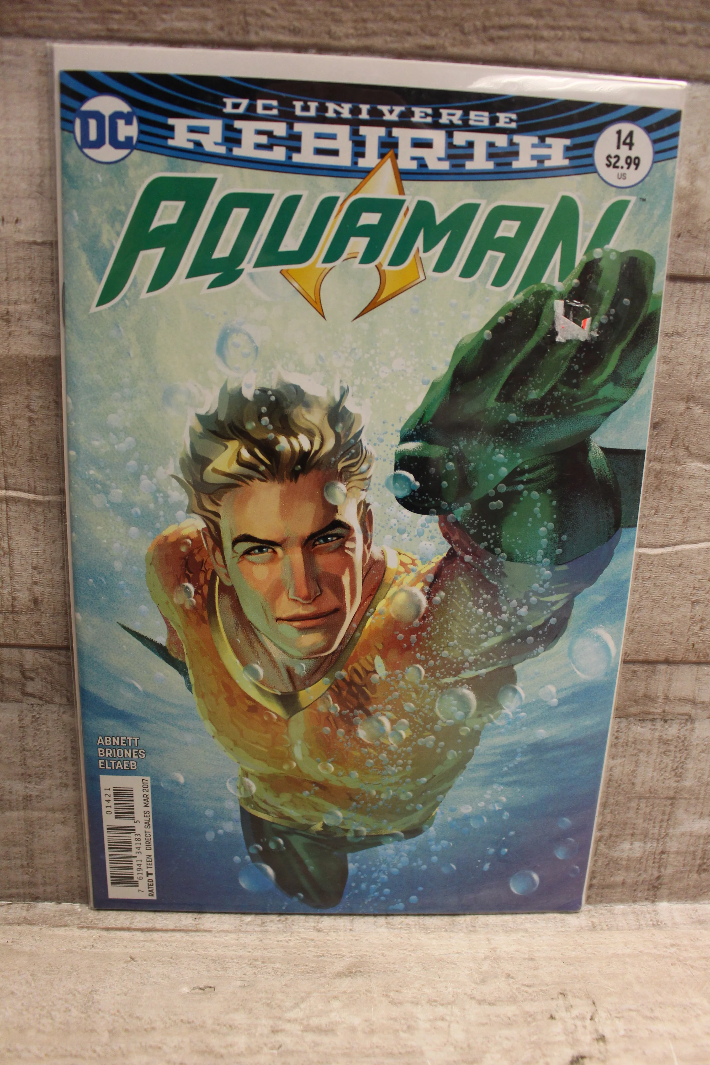 DC Comics Aquaman #14 Variant Comic Book -Used