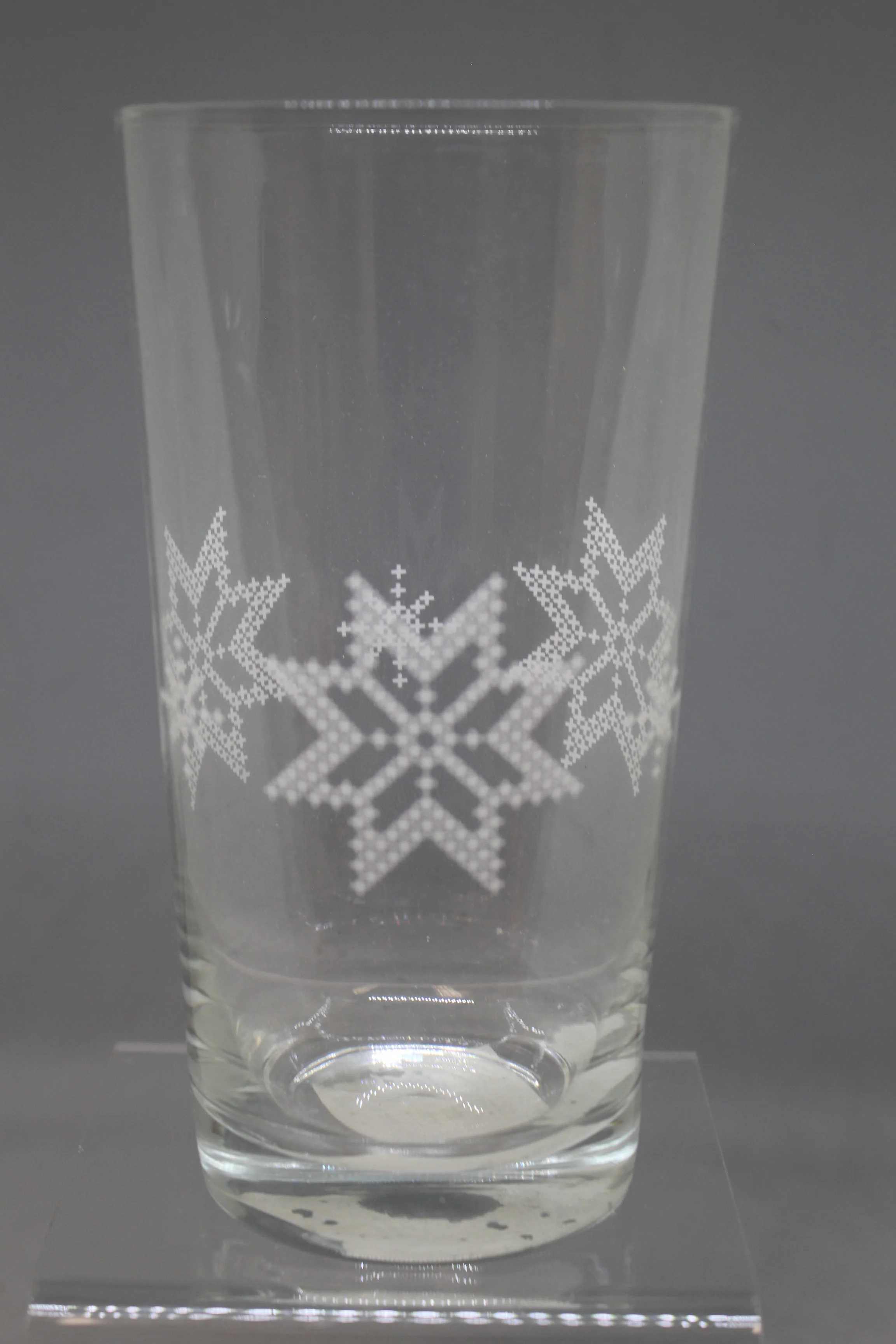 December Home White Snowflake Glass - Used - Image 2