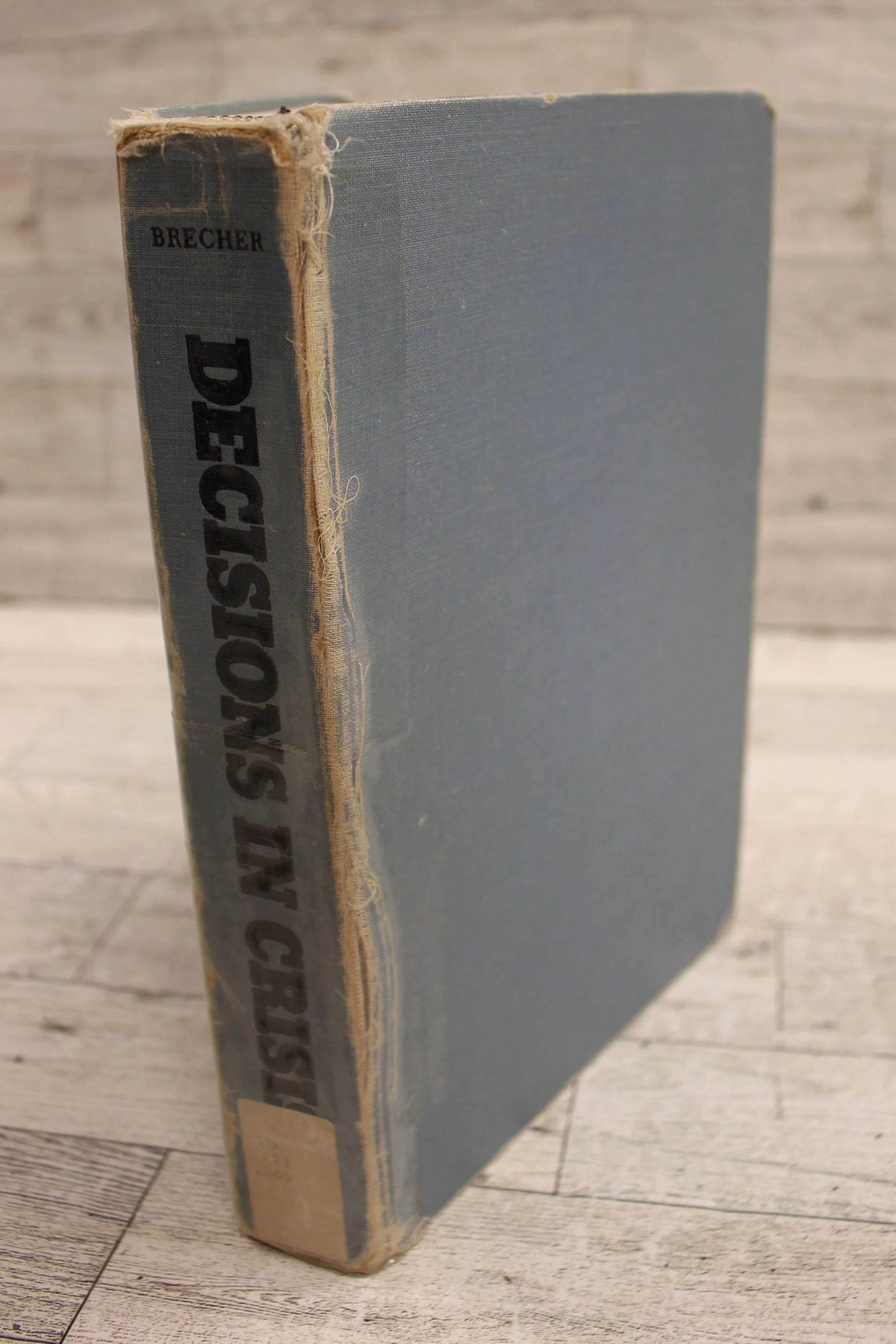 Decisions in Crisis by Michael Brecher - Israel, 1967 and 1973