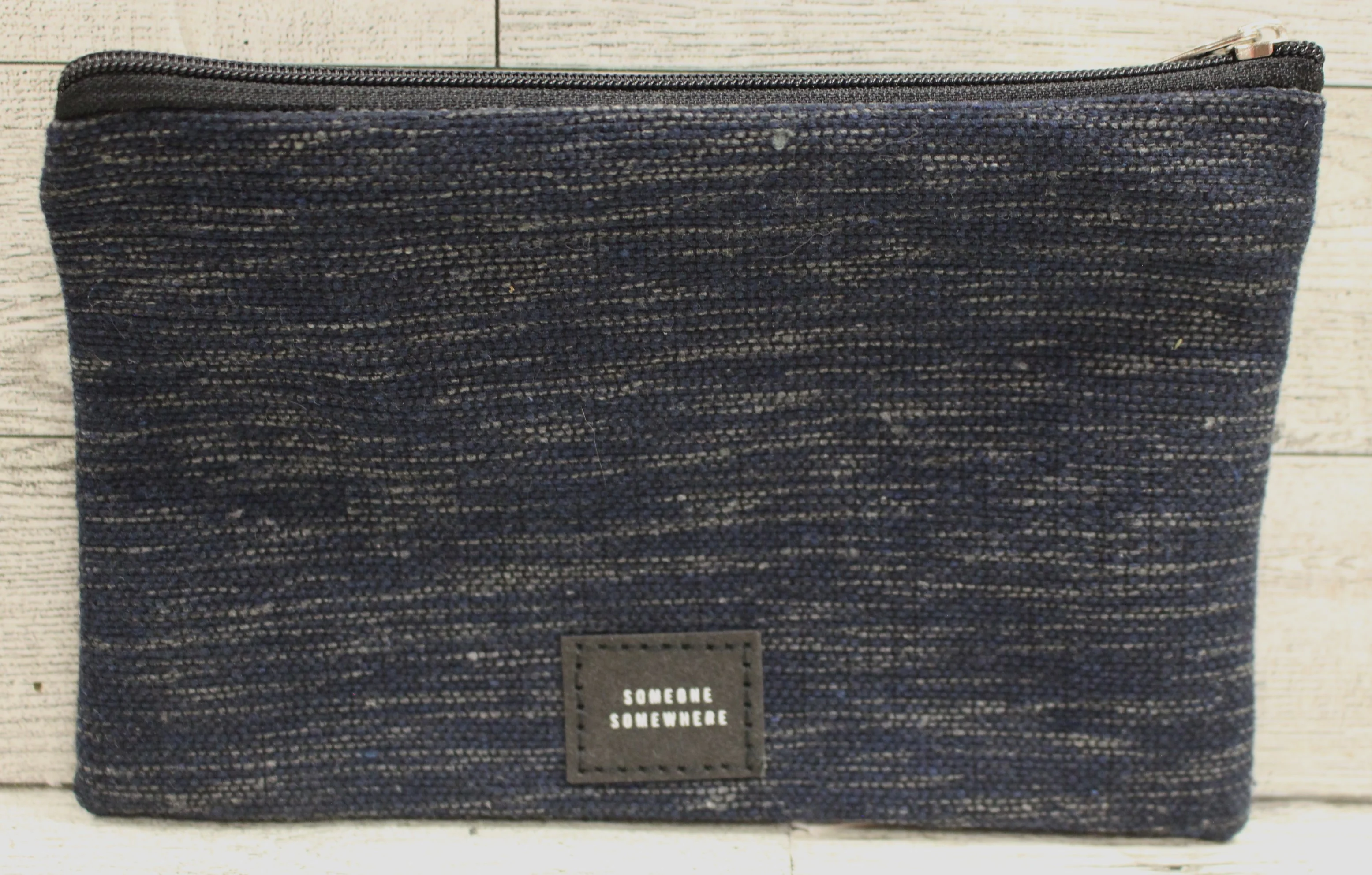 Delta Airlines Amenity Toiletries Bag Pouch & Eye Mask - Someone Somewhere -Used - Image 4