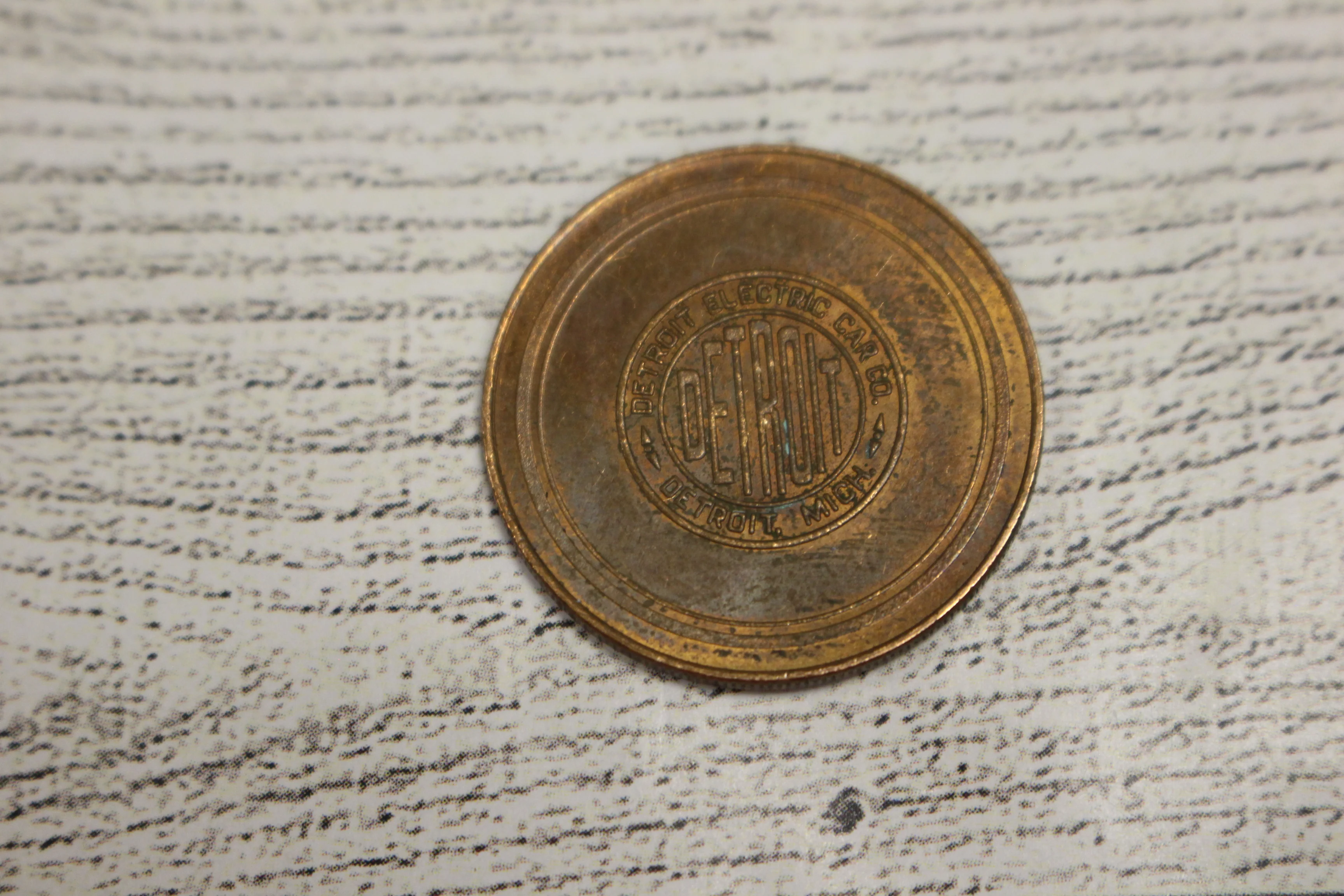 Detroit Electric 1921 Antique Car Collector Coin - Used - Image 3