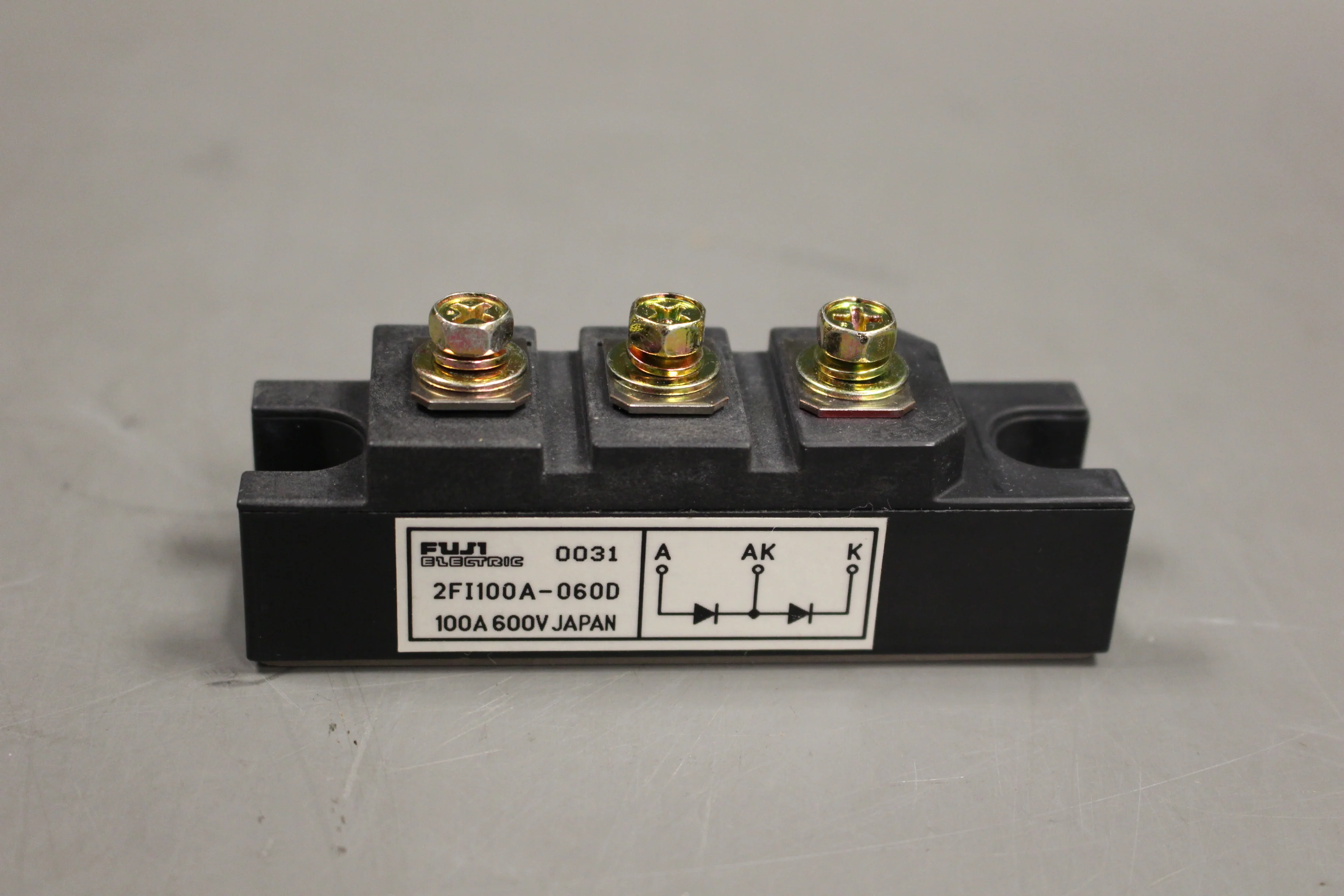 Diode Semiconductor Device - 5961-01-536-7993 - 2FI100A-060D - New