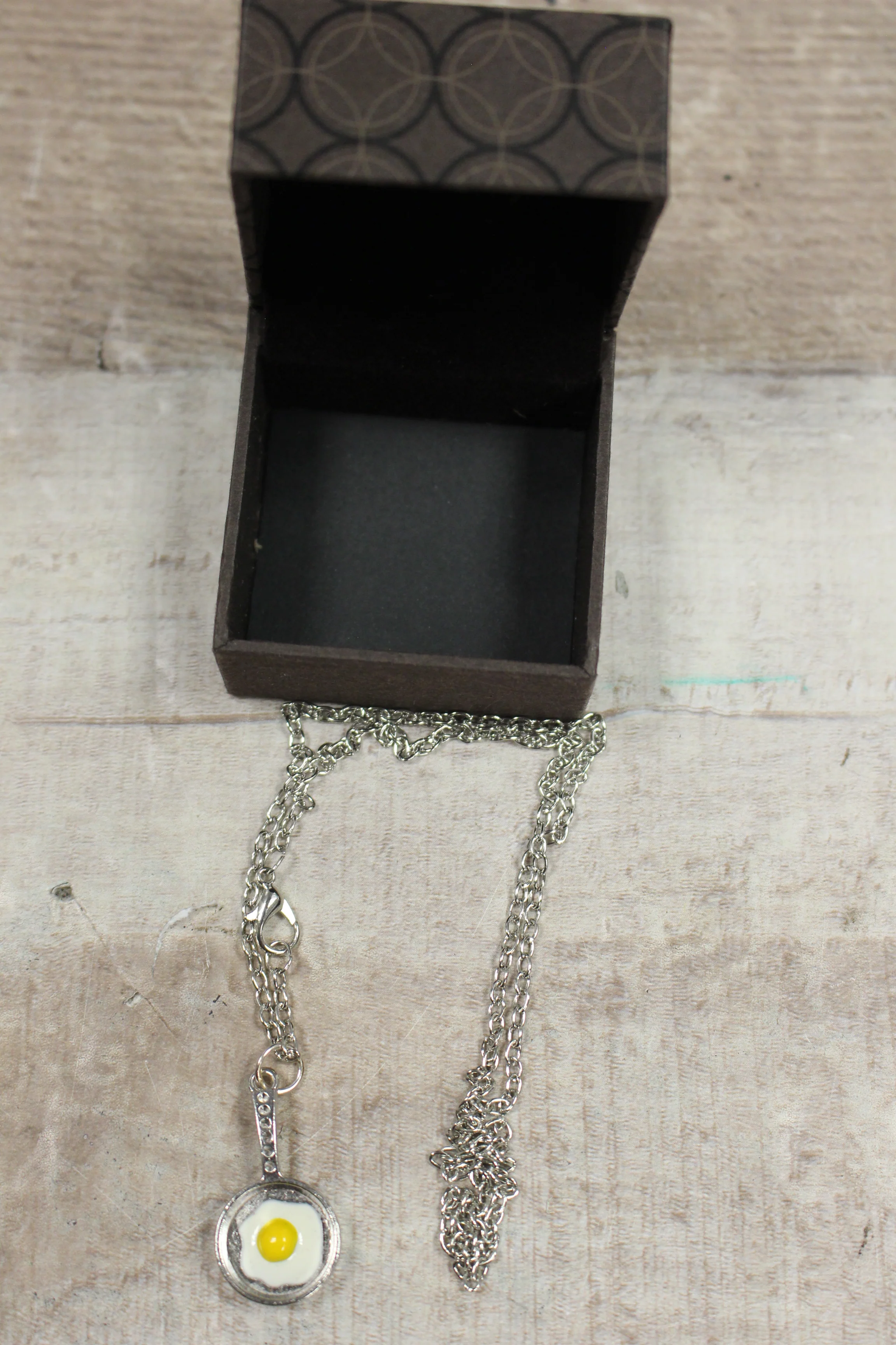Egg In Frying Pan Necklace With 19" Chain For Cook Chef Food Lover -Silver -Used - Image 2