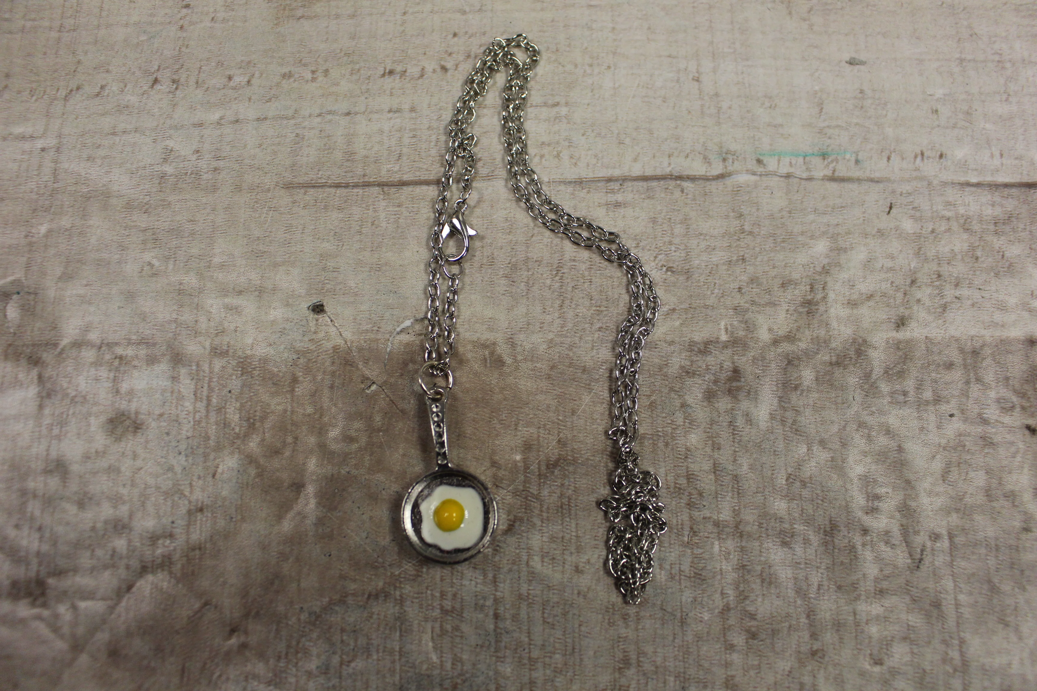 Egg In Frying Pan Necklace With 19" Chain For Cook Chef Food Lover -Silver -Used - Image 3