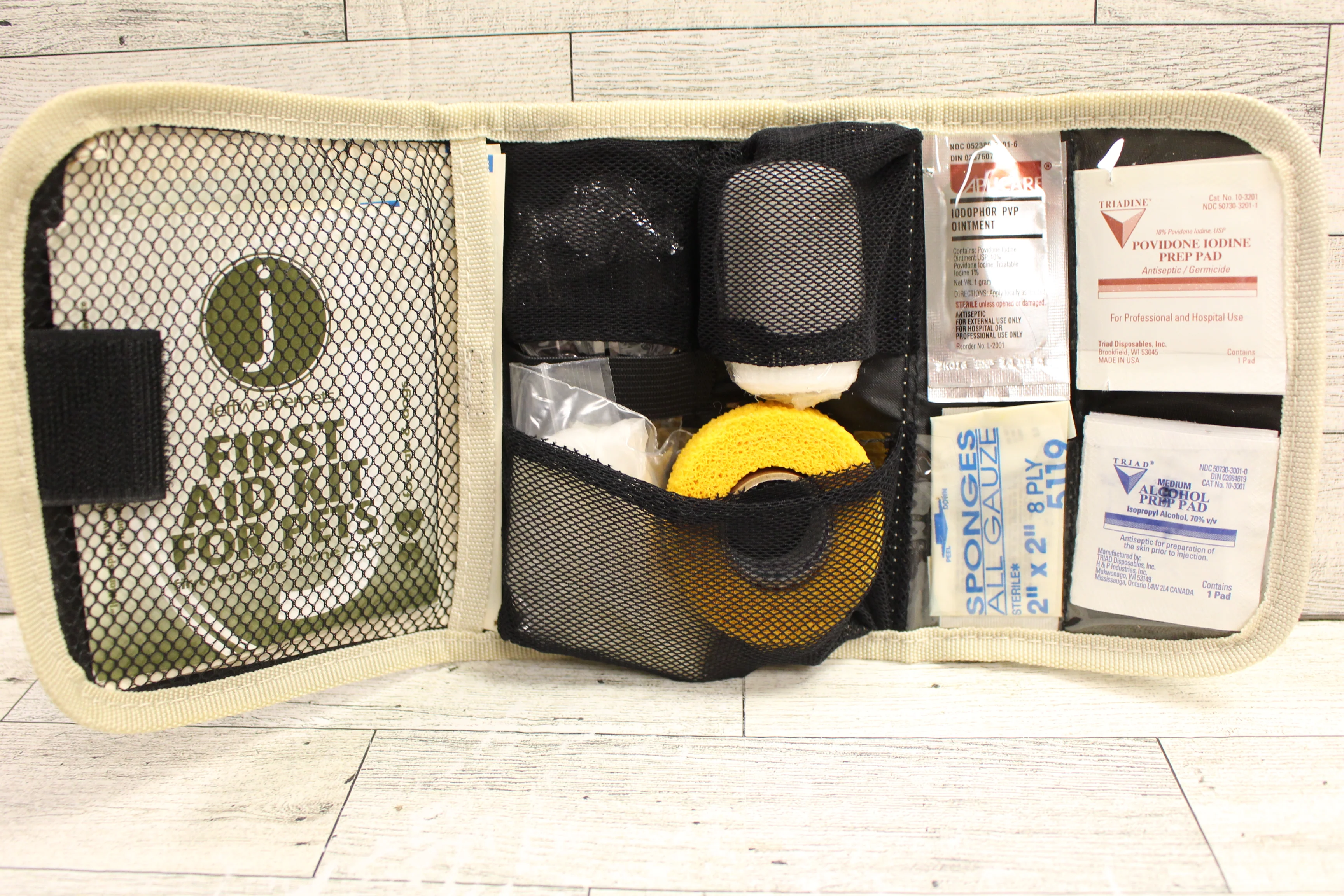 Emergency First Aid Kit for Pets - Jeff Werber - Used - Image 2
