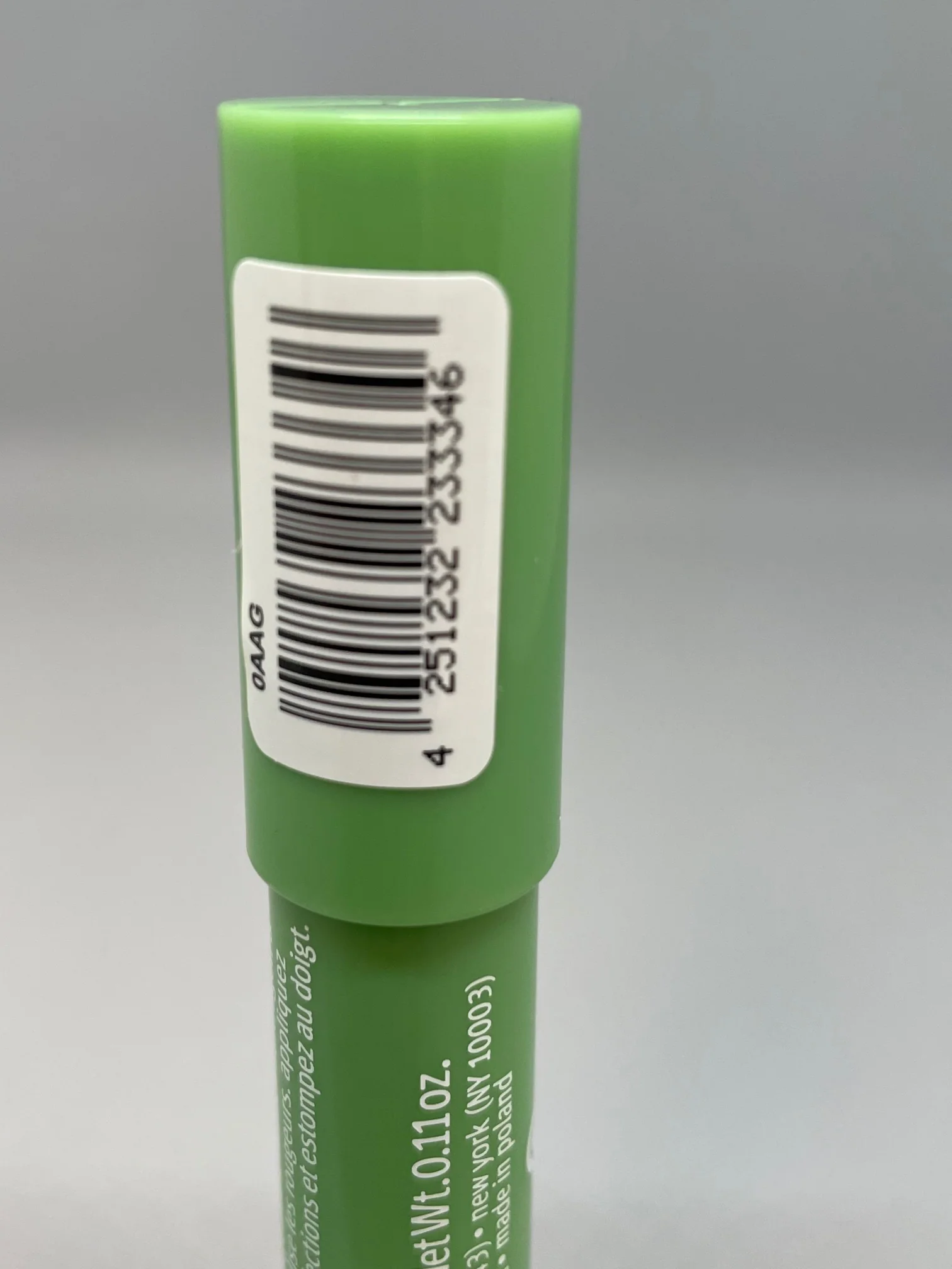 Essence Colour Correcting Stick - 04 Anti Redness - New - Image 3