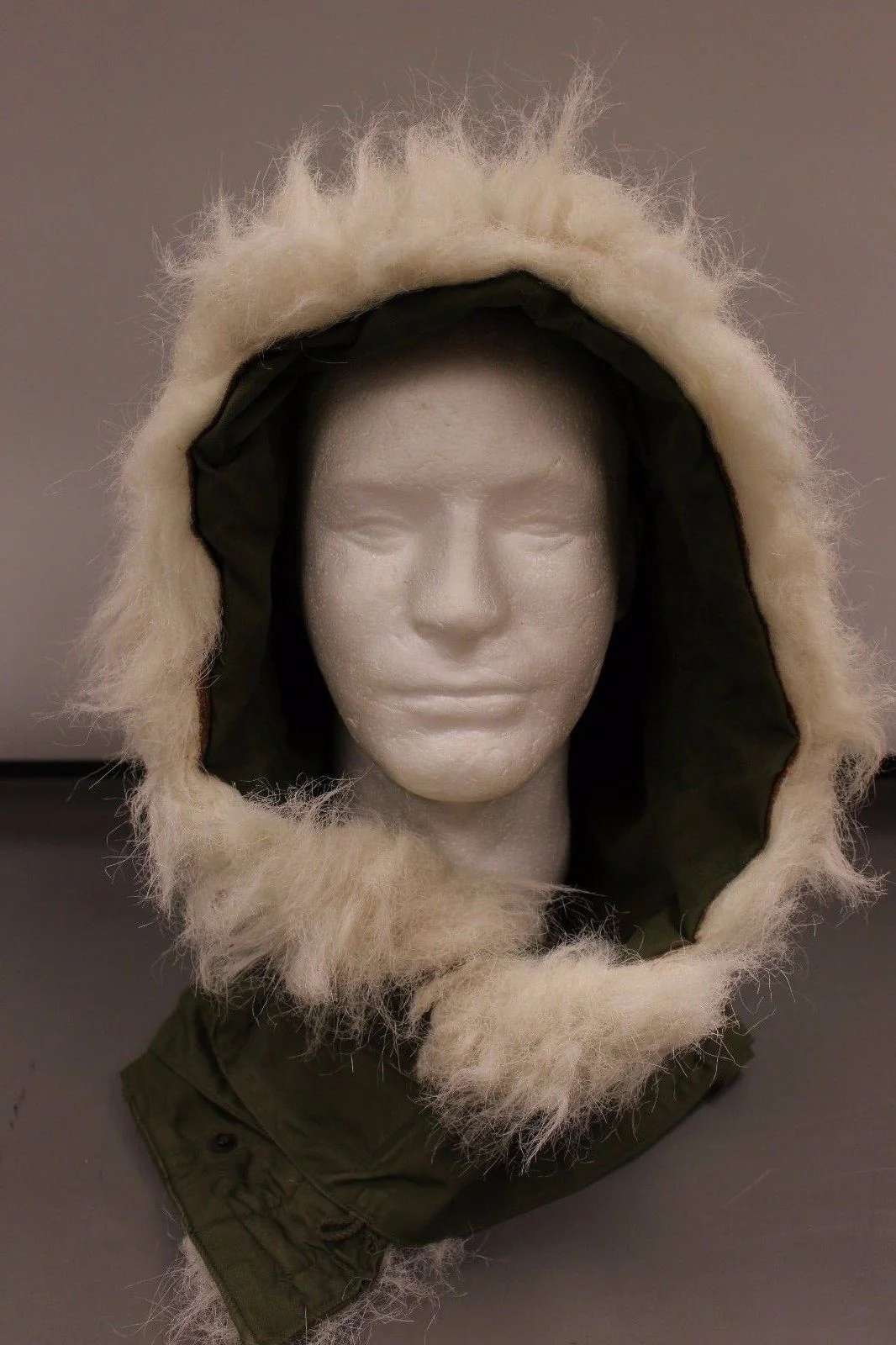 Extreme Cold Weather Hood with Synthetic Fur Ruff - 8415-00-782-3004 - Used
