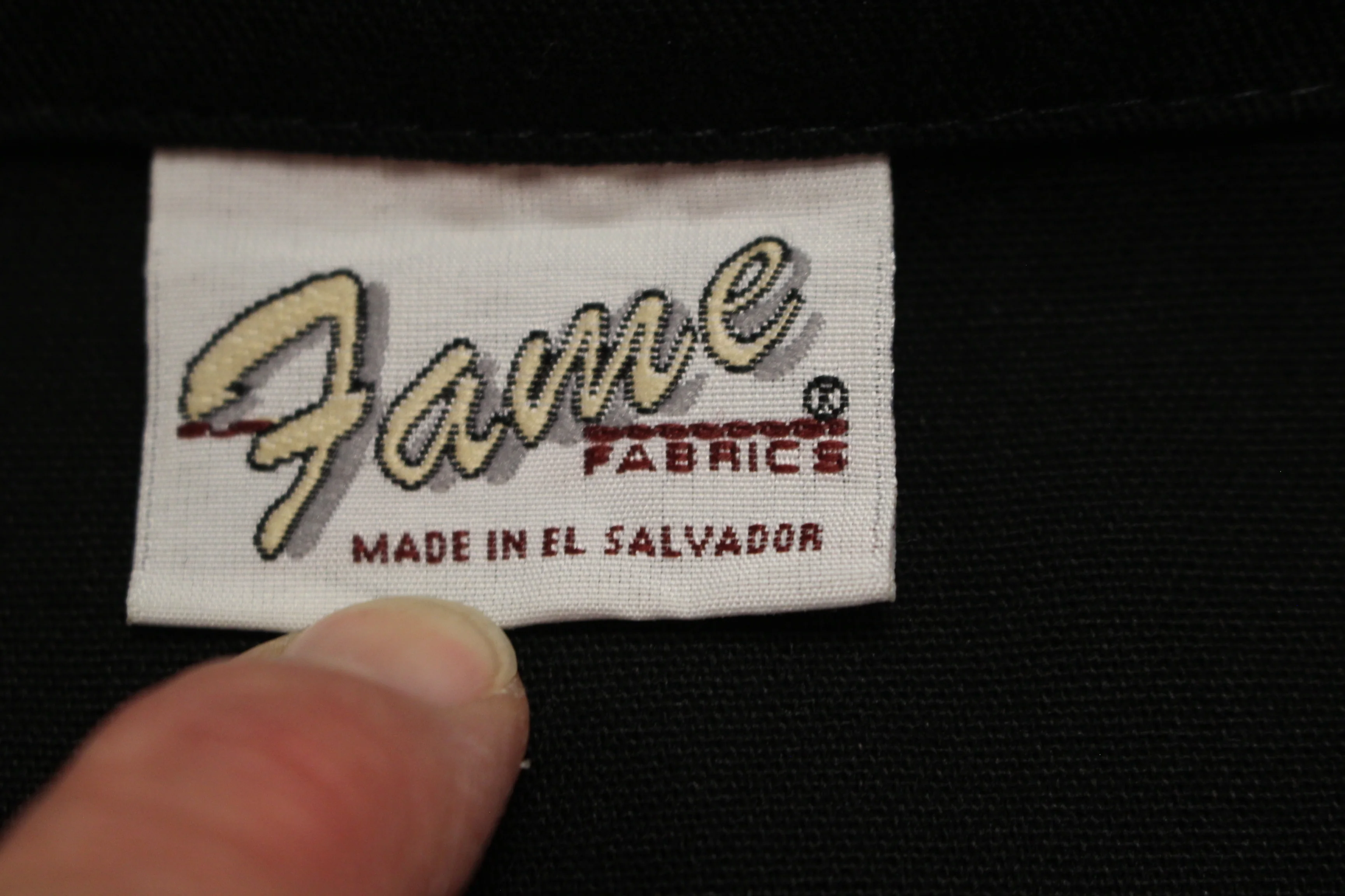 Fame Fabrics Adjustable V Neck Black Apron - F23 - Used - Image 7