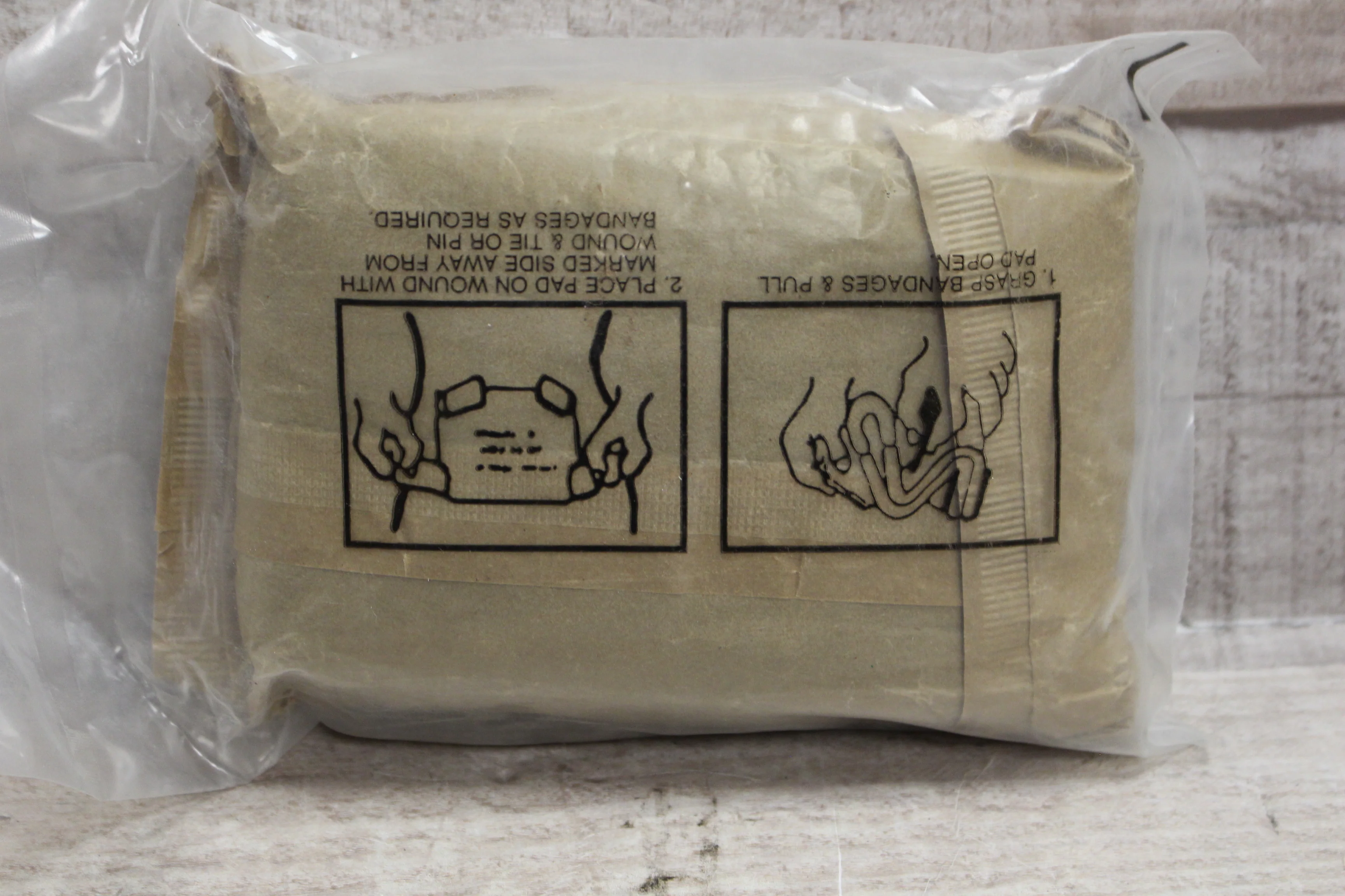 First Aid Field Camouflaged Dressing - 11-3/4" - 6510-00-201-7425 - New - Image 3