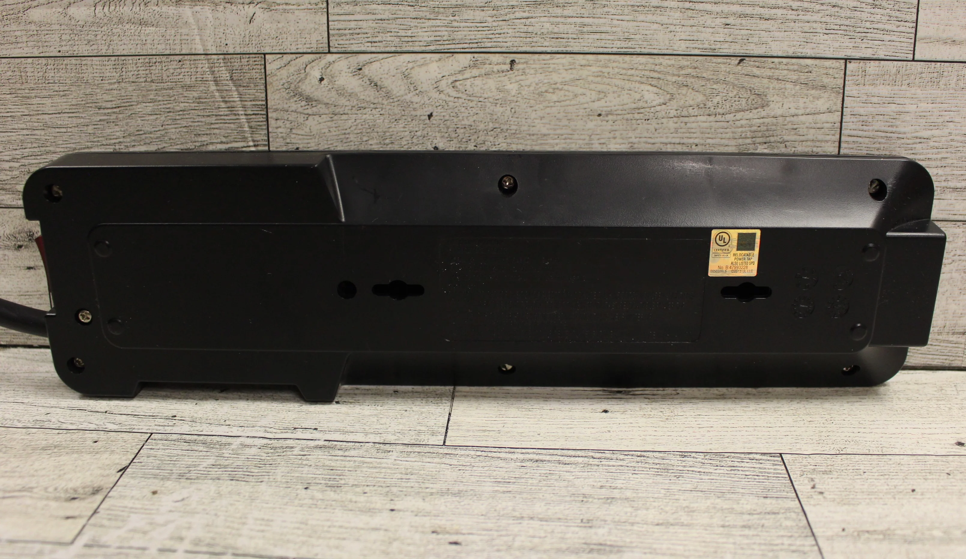 GE UltraPro 8 Outlet Surge Protector - Used - Image 5