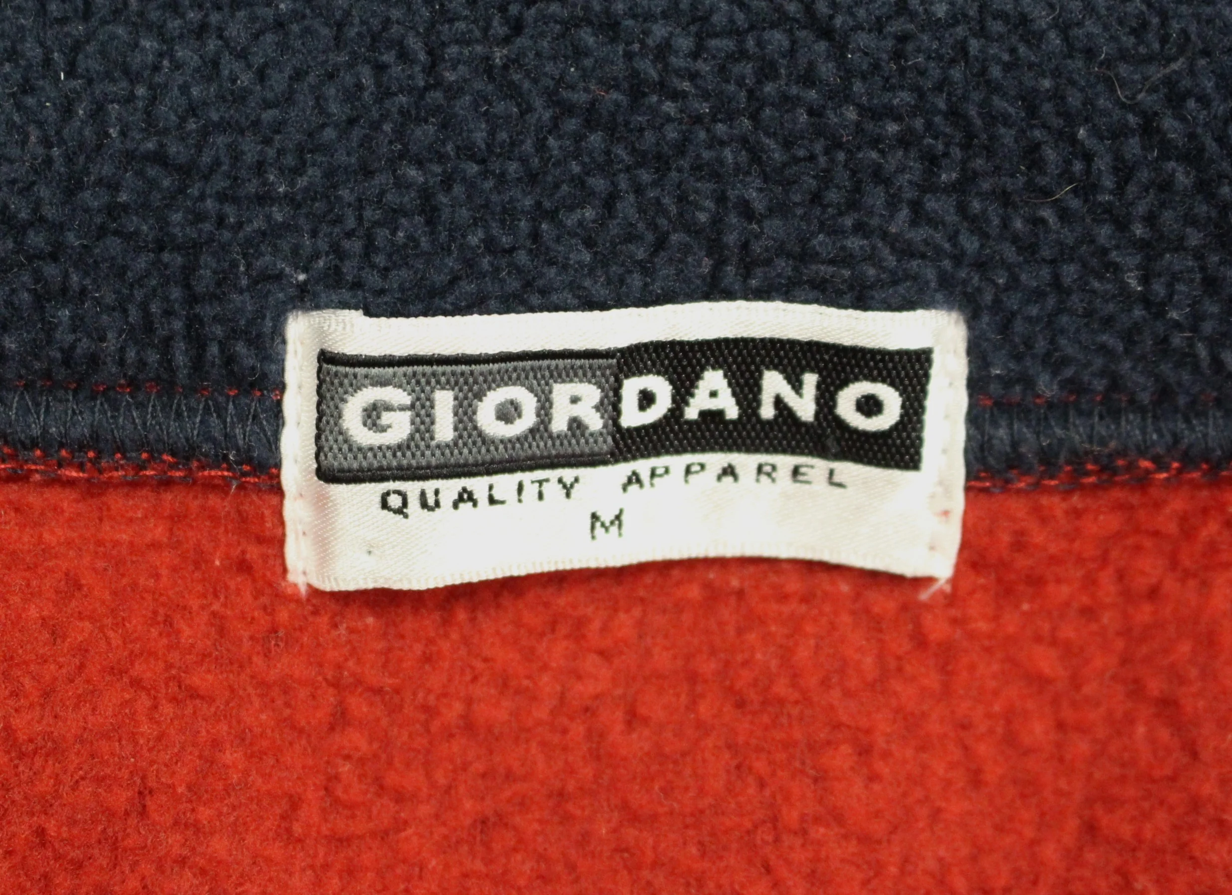 Giordano Zip Up Red Vest - Medium - Used - Image 4
