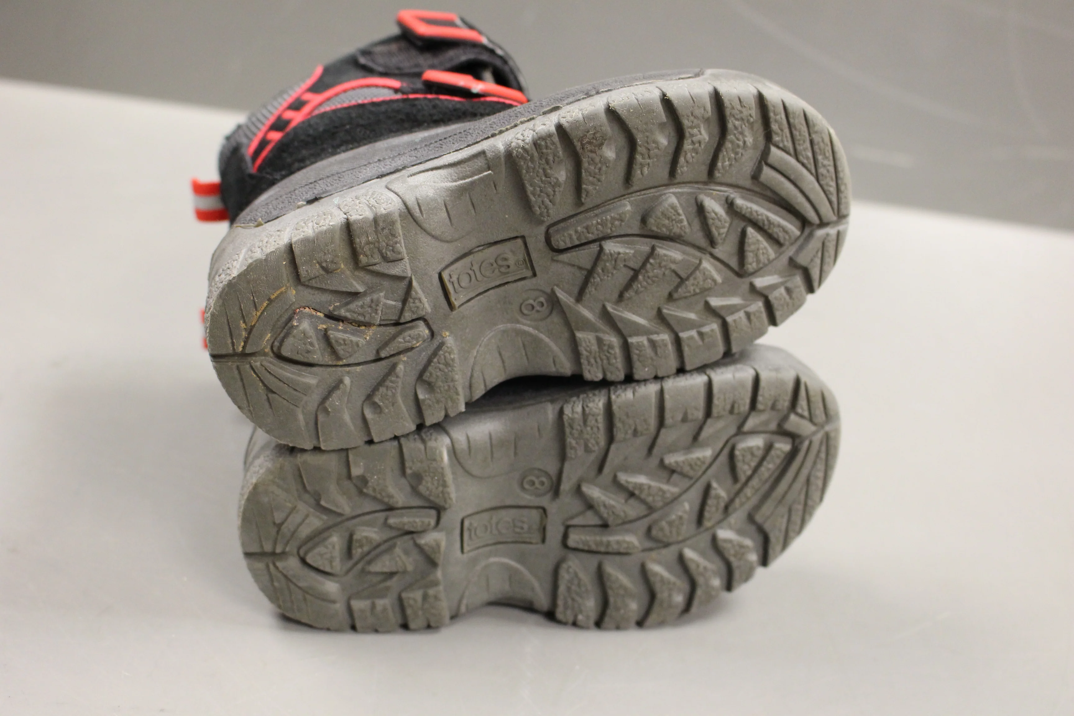 Girls Kitty Black Totes Snow Boots, Size: 8, Used - Image 6