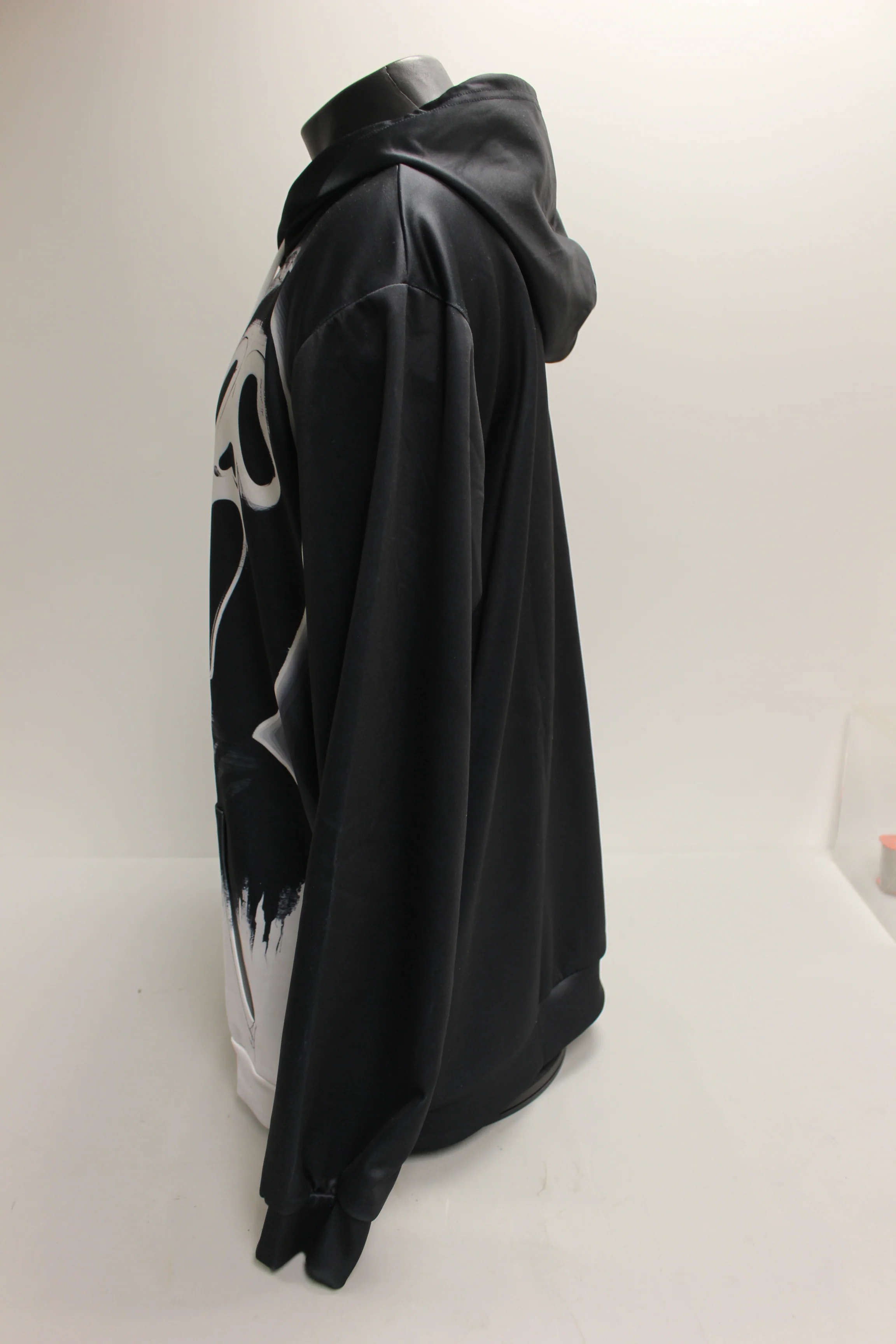 Halloween Michael Myers & Scream Ghostface Hoodie - XL - Used - Image 3