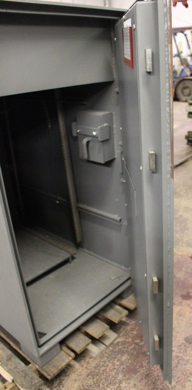Hamilton Class 5 IPS Information Processing System Security Cabinet - Image 8